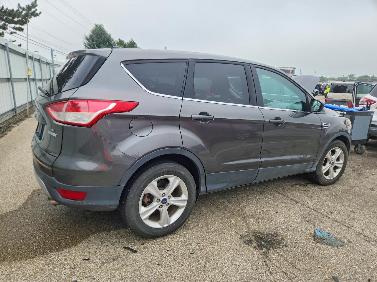 2015 Ford Escape Se Серый vin: 1FMCU0GX2FUC90307