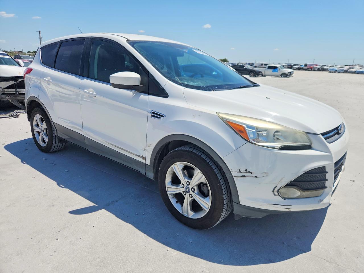 2013 Ford Escape Se Белый vin: 1FMCU0GX3DUA13792