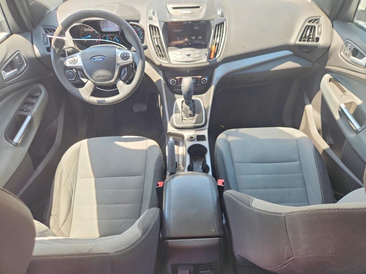 2013 Ford Escape Se Белый vin: 1FMCU0GX3DUA13792