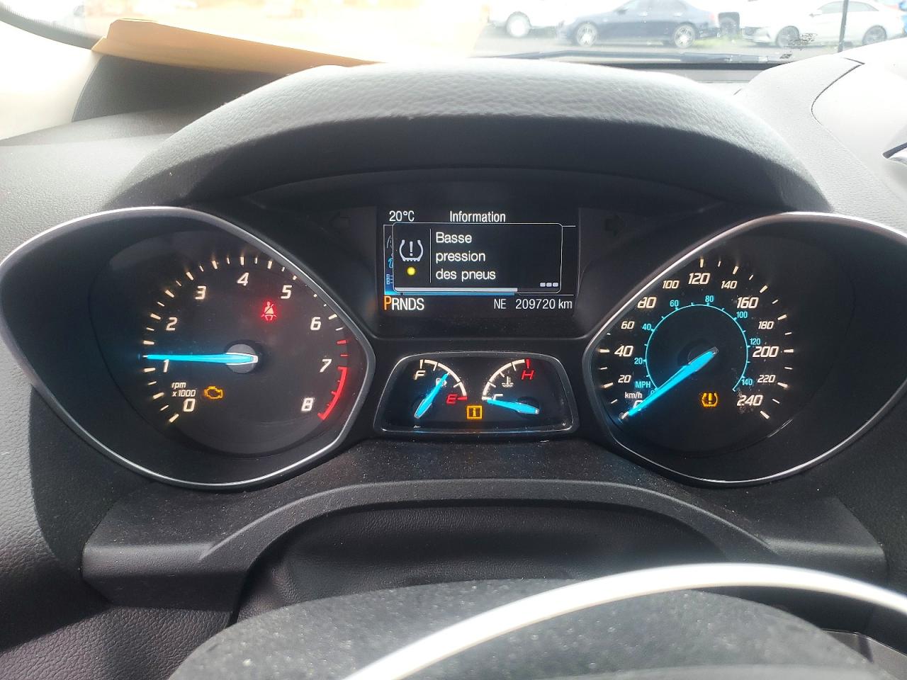 2014 Ford Escape Se Silver vin: 1FMCU0GX3EUA40704