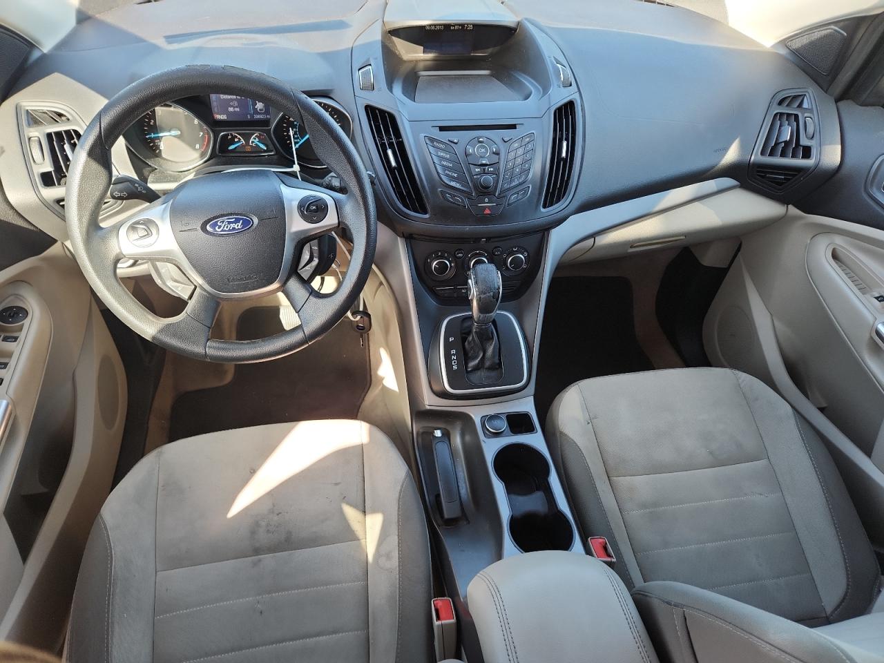 2014 Ford Escape Черный vin: 1FMCU0GX3EUA79048