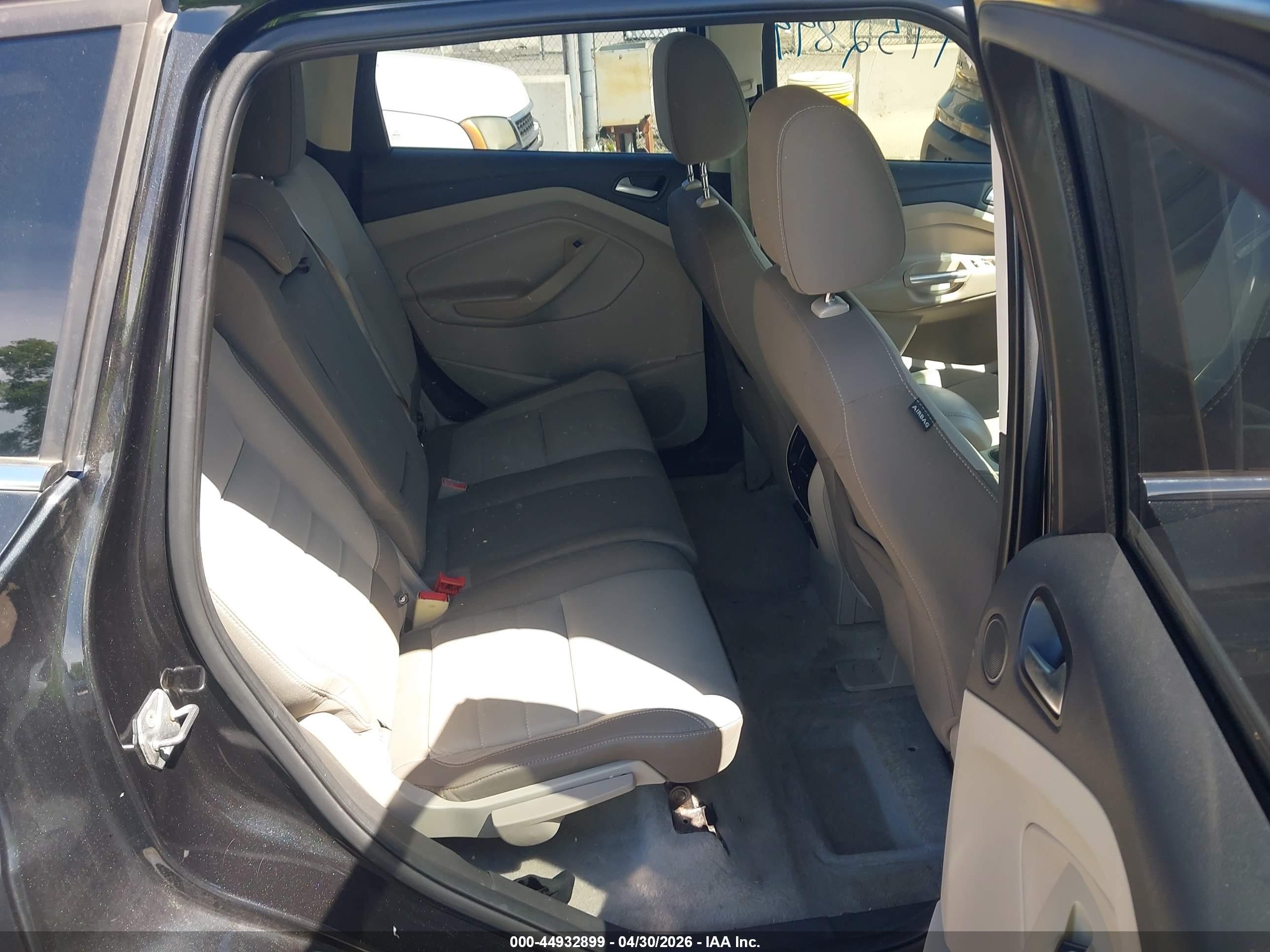 2014 Ford Escape Se Черный vin: 1FMCU0GX3EUB22867