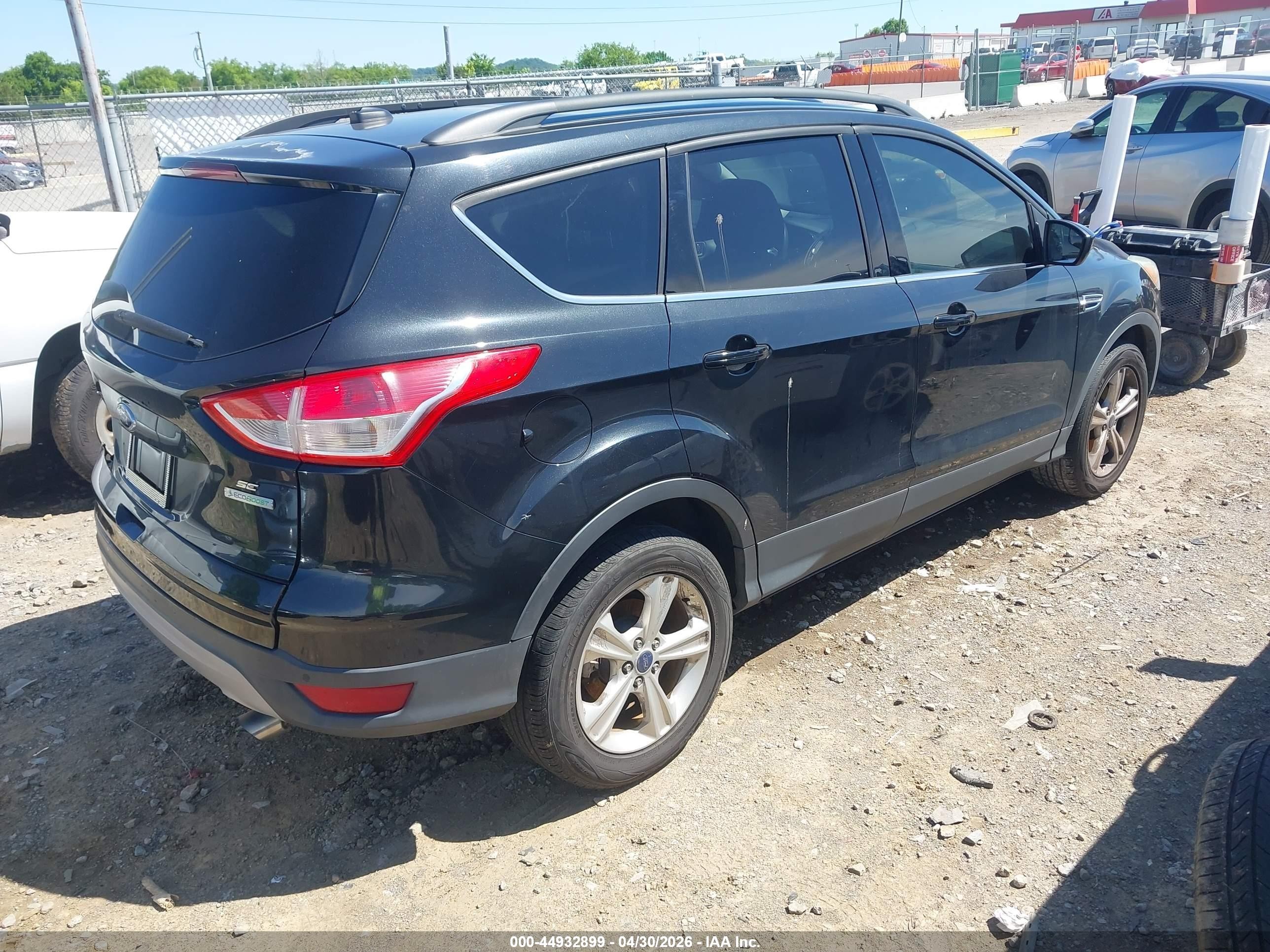 2014 Ford Escape Se Черный vin: 1FMCU0GX3EUB22867