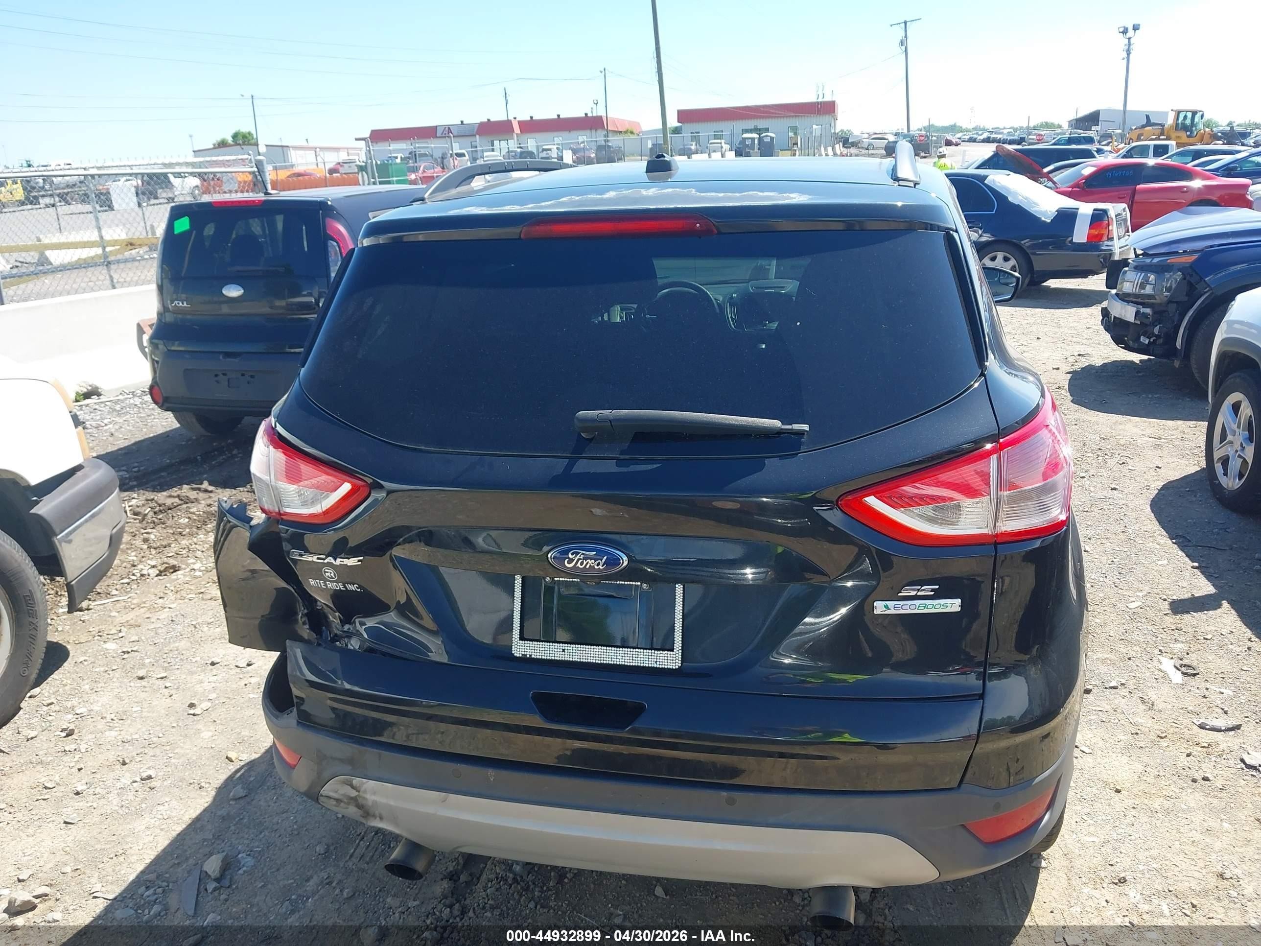 2014 Ford Escape Se Черный vin: 1FMCU0GX3EUB22867