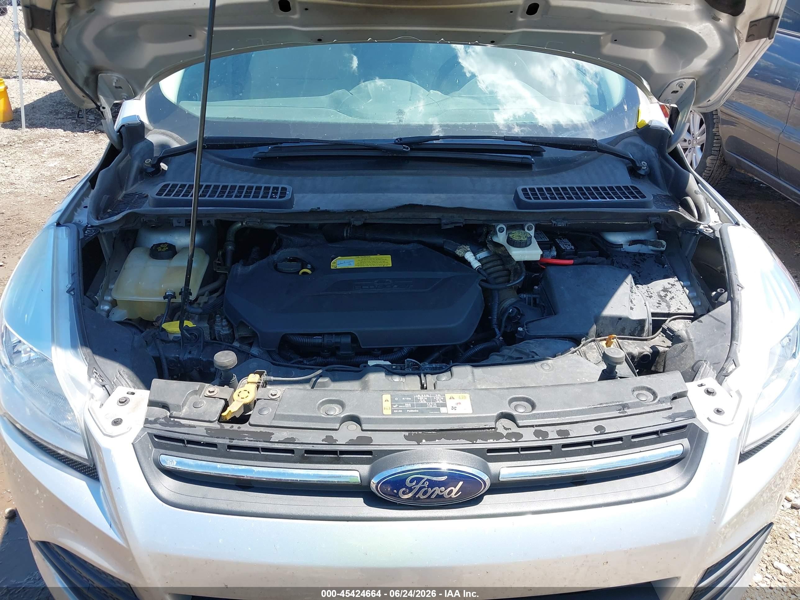 2014 Ford Escape Se Серебряный vin: 1FMCU0GX3EUB33822