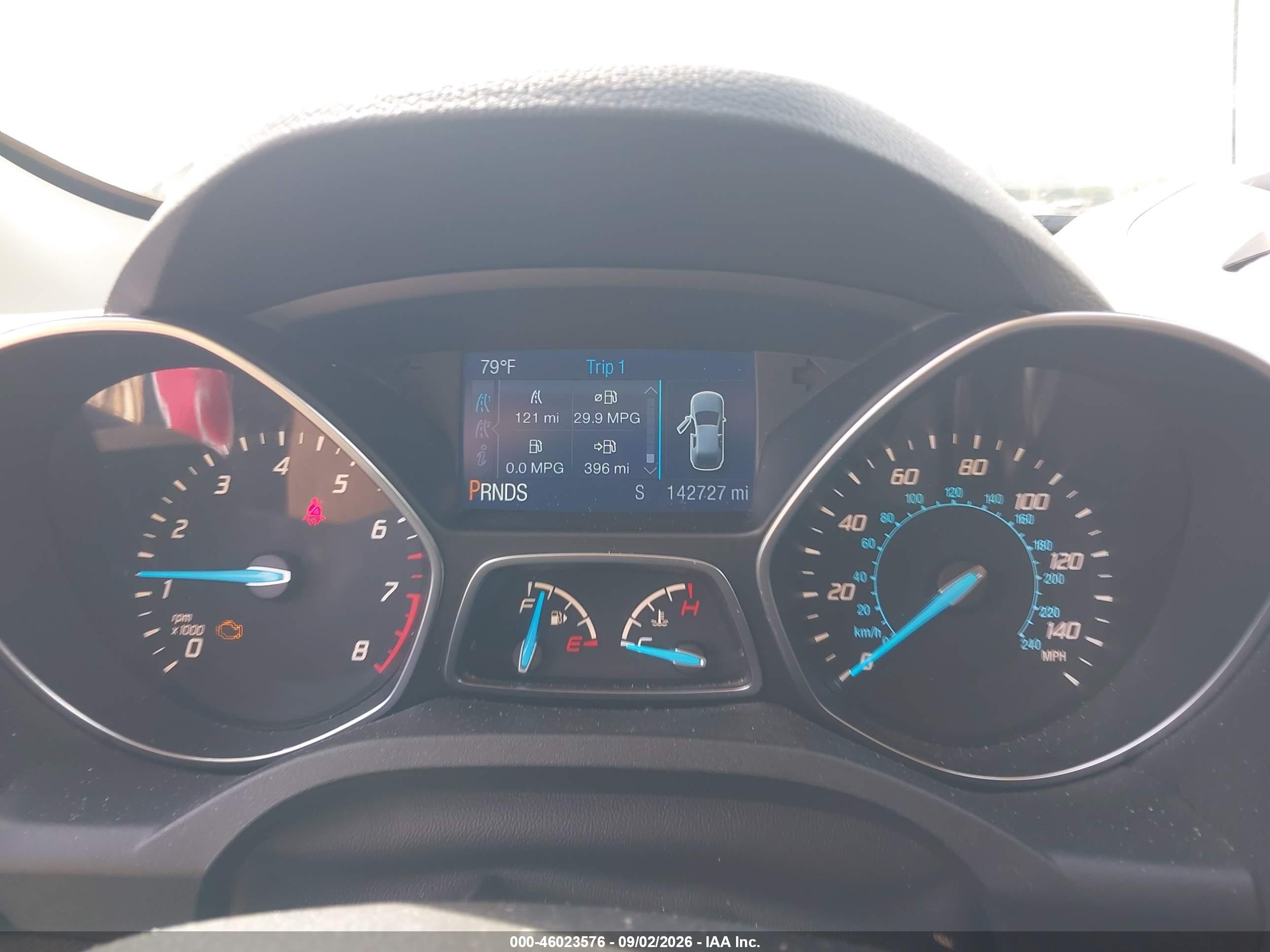 2014 Ford Escape Se Серебряный vin: 1FMCU0GX3EUC28302