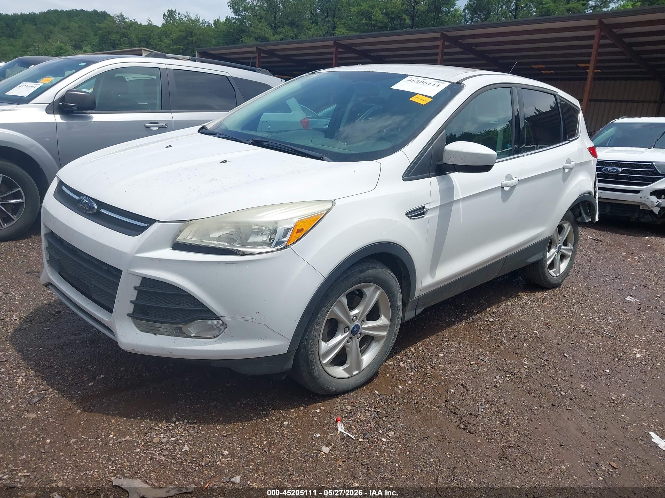 2014 Ford Escape Se White vin: 1FMCU0GX3EUD06075