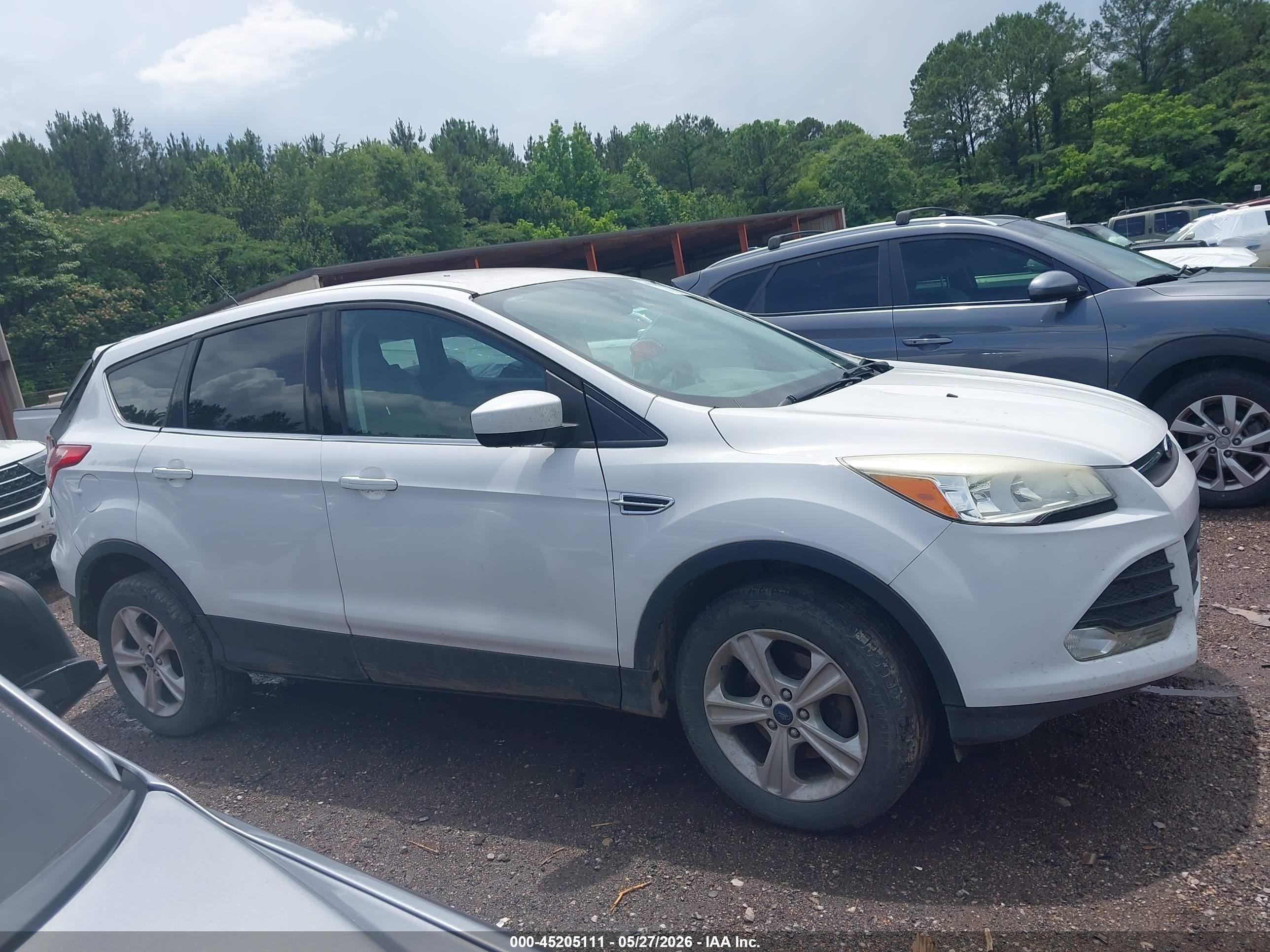 2014 Ford Escape Se White vin: 1FMCU0GX3EUD06075