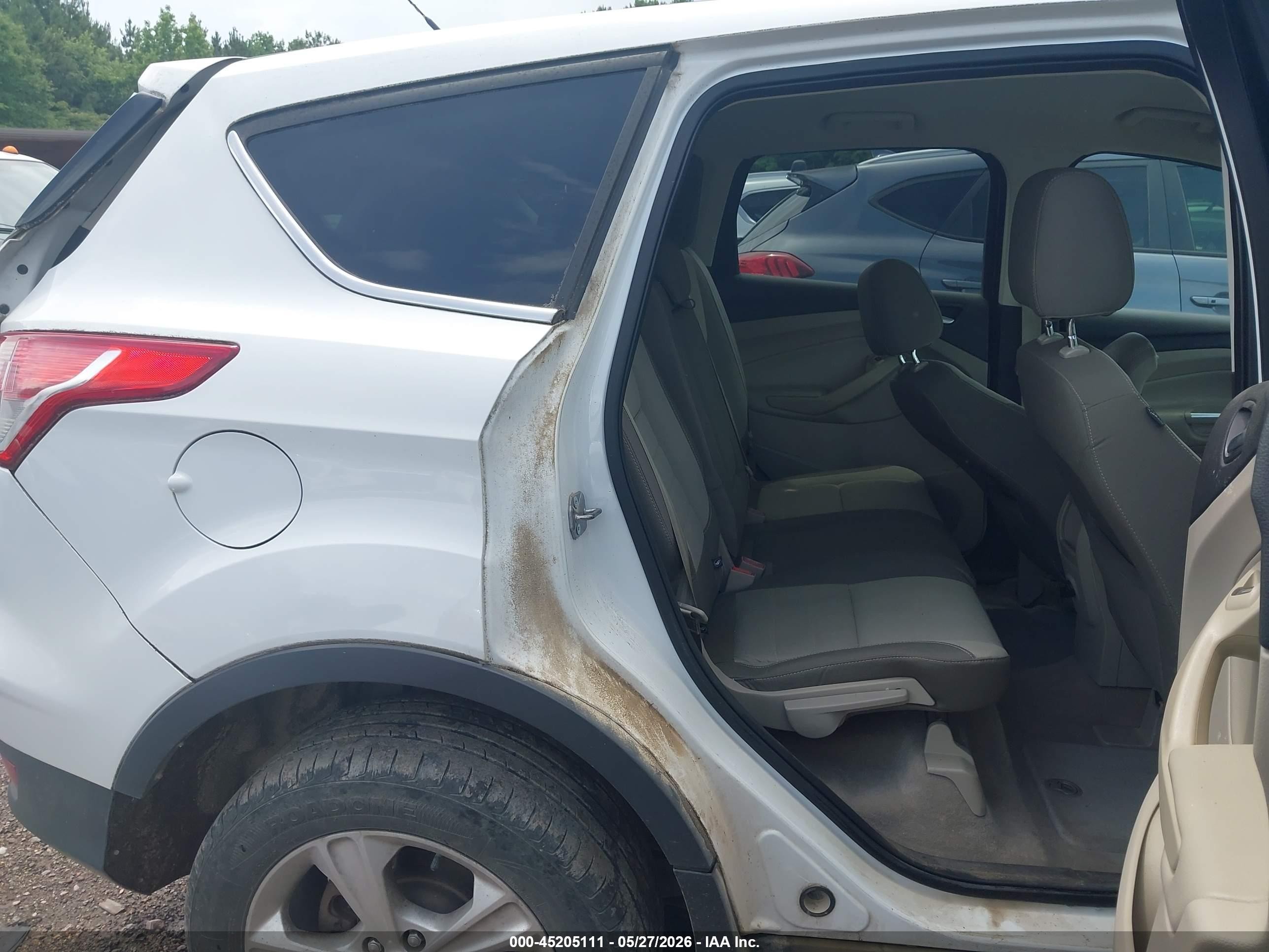 2014 Ford Escape Se White vin: 1FMCU0GX3EUD06075