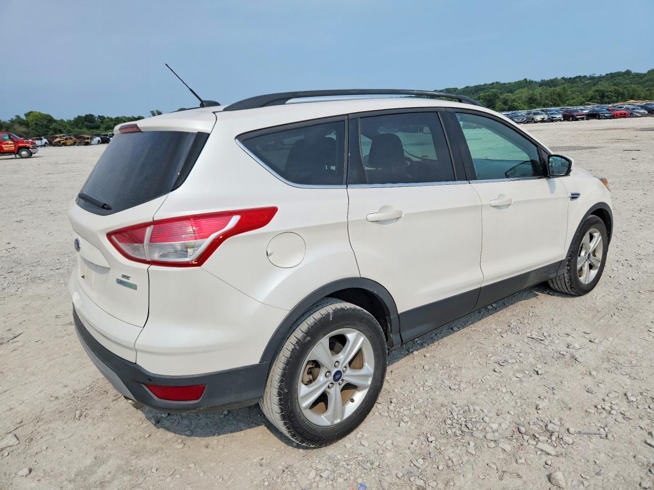 2014 Ford Escape Se Белый vin: 1FMCU0GX3EUD84789