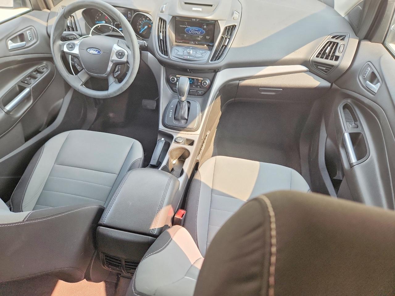2014 Ford Escape Se Белый vin: 1FMCU0GX3EUD84789