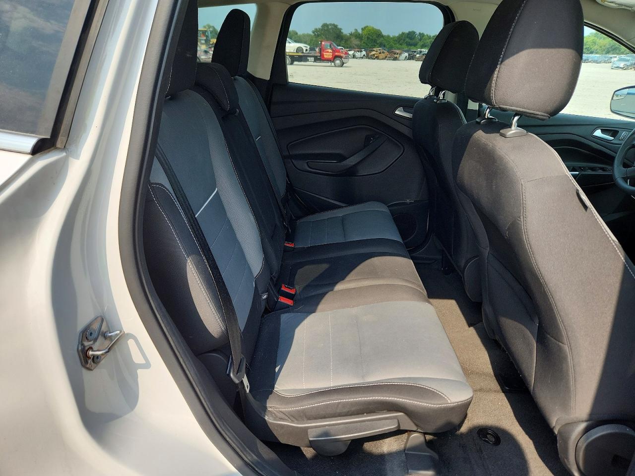 2014 Ford Escape Se Белый vin: 1FMCU0GX3EUD84789