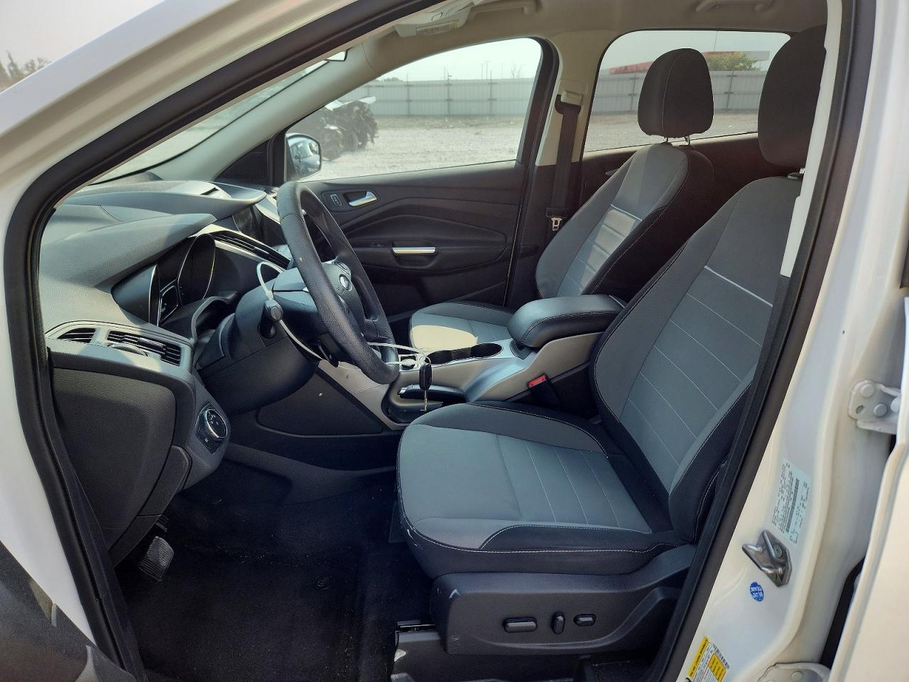 2014 Ford Escape Se Белый vin: 1FMCU0GX3EUD84789