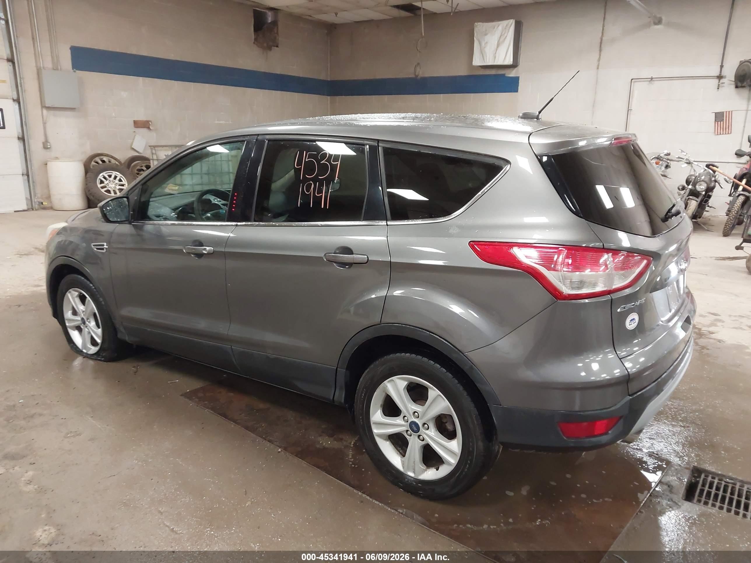 2014 Ford Escape Se Gray vin: 1FMCU0GX3EUE48006