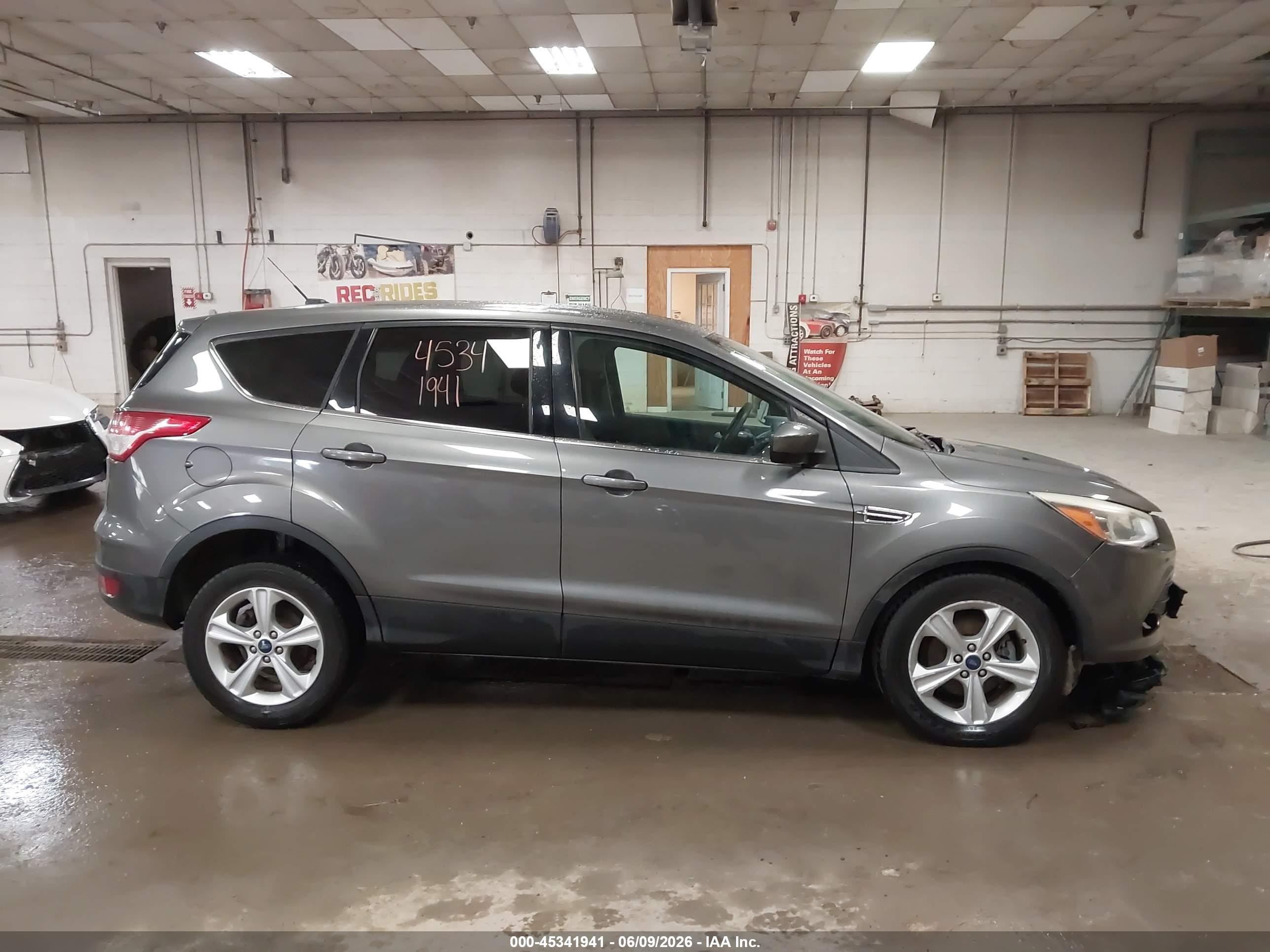 2014 Ford Escape Se Gray vin: 1FMCU0GX3EUE48006
