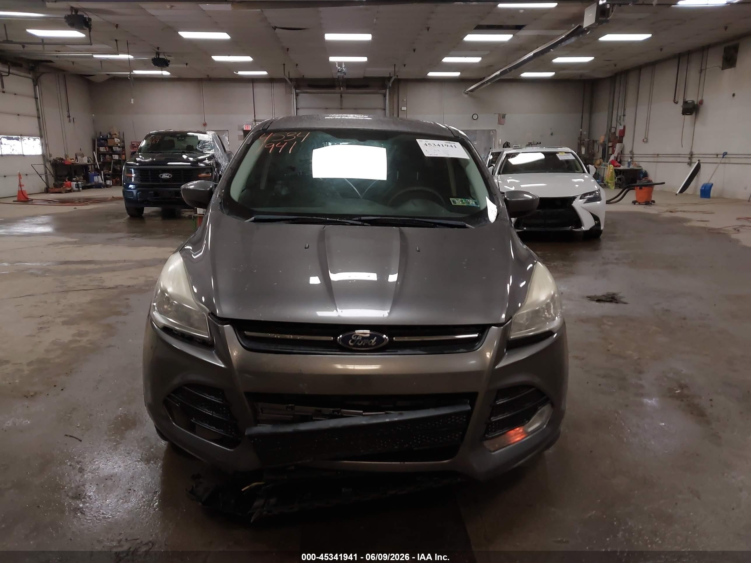2014 Ford Escape Se Gray vin: 1FMCU0GX3EUE48006
