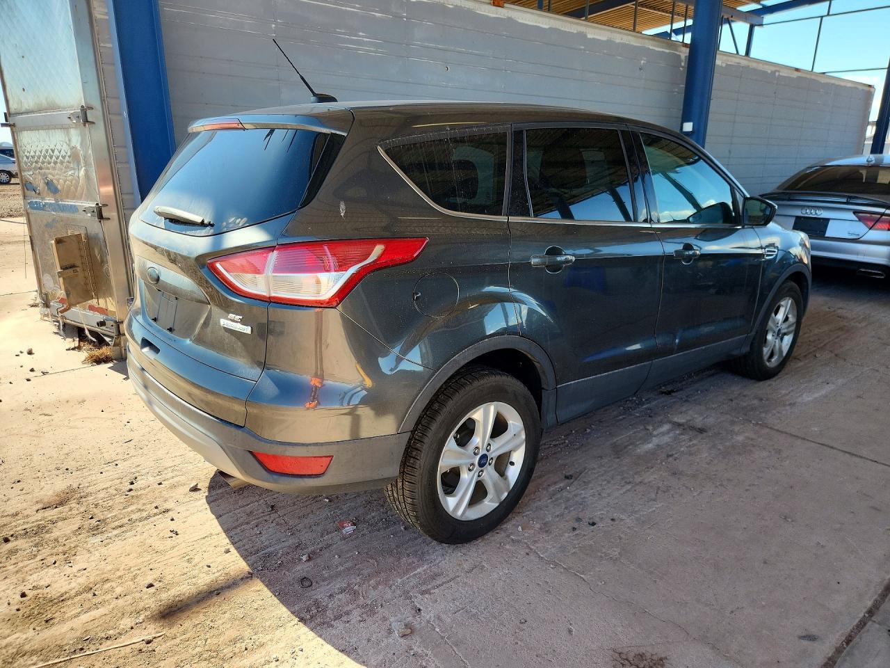 2015 Ford Escape Se Серый vin: 1FMCU0GX3FUA92139