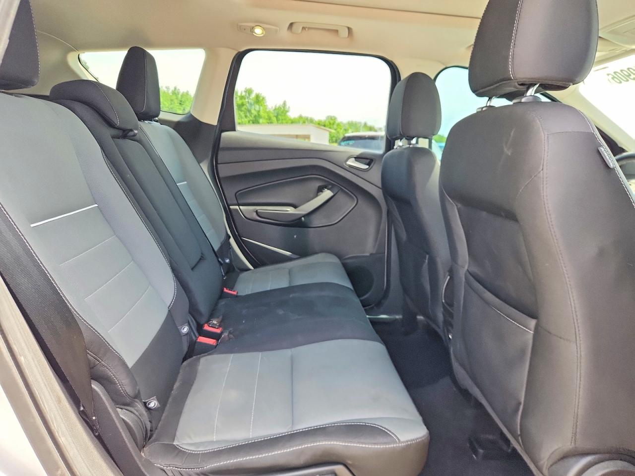 2015 Ford Escape Se Silver vin: 1FMCU0GX3FUB03625