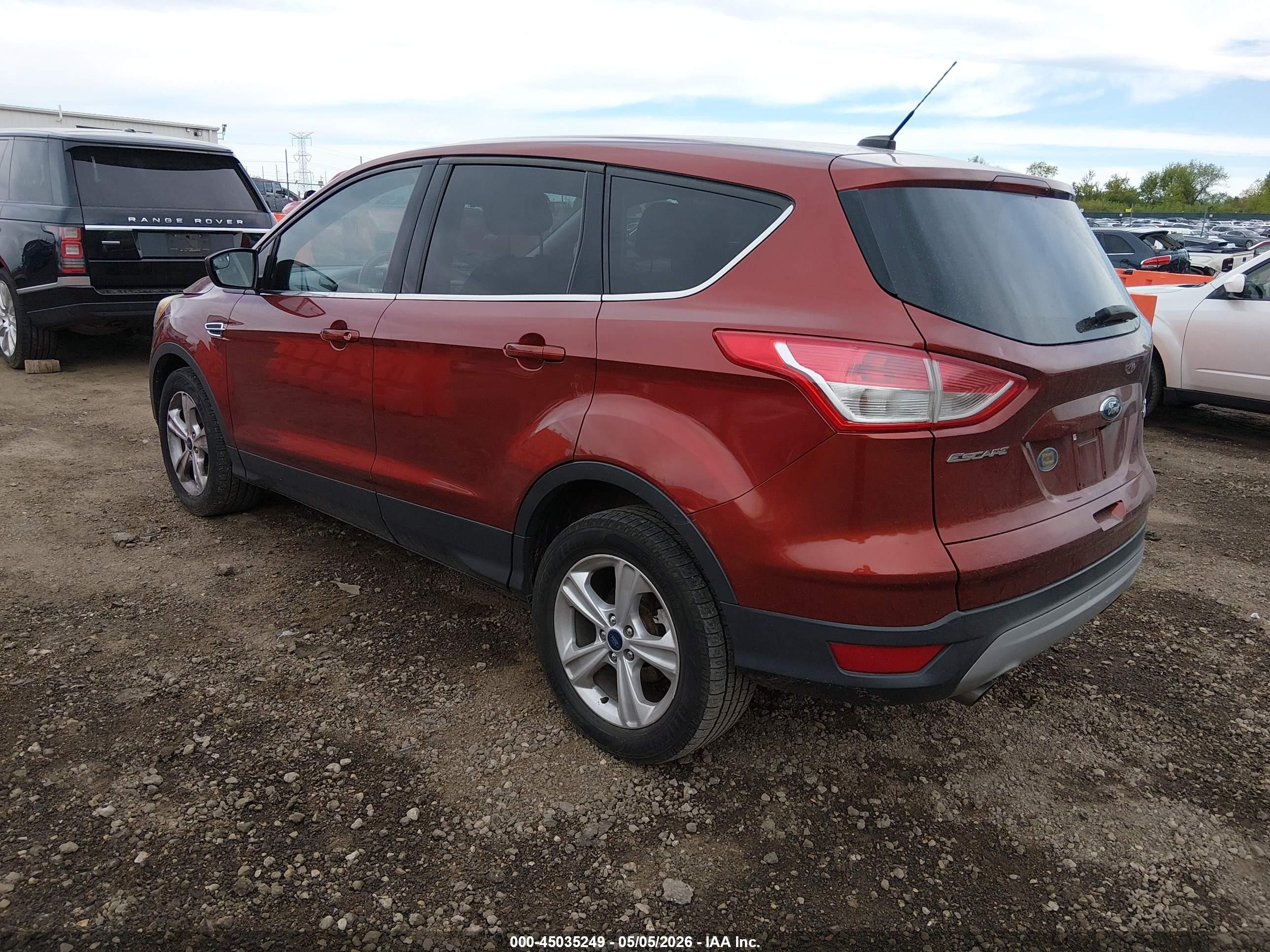 2015 Ford Escape Se Red vin: 1FMCU0GX3FUB48645
