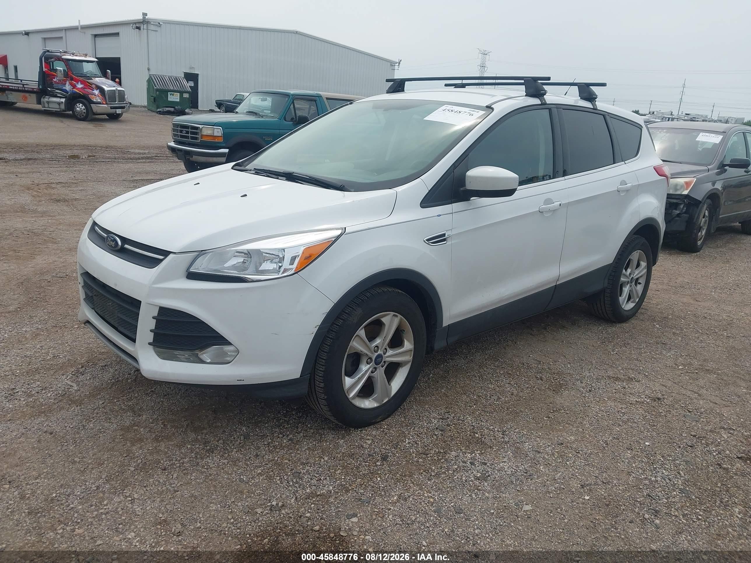 2015 Ford Escape Se White vin: 1FMCU0GX3FUB69530