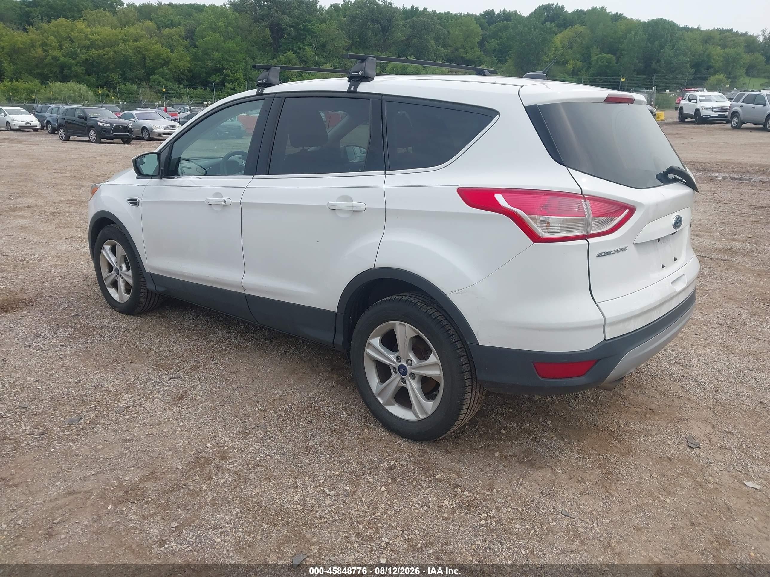 2015 Ford Escape Se White vin: 1FMCU0GX3FUB69530
