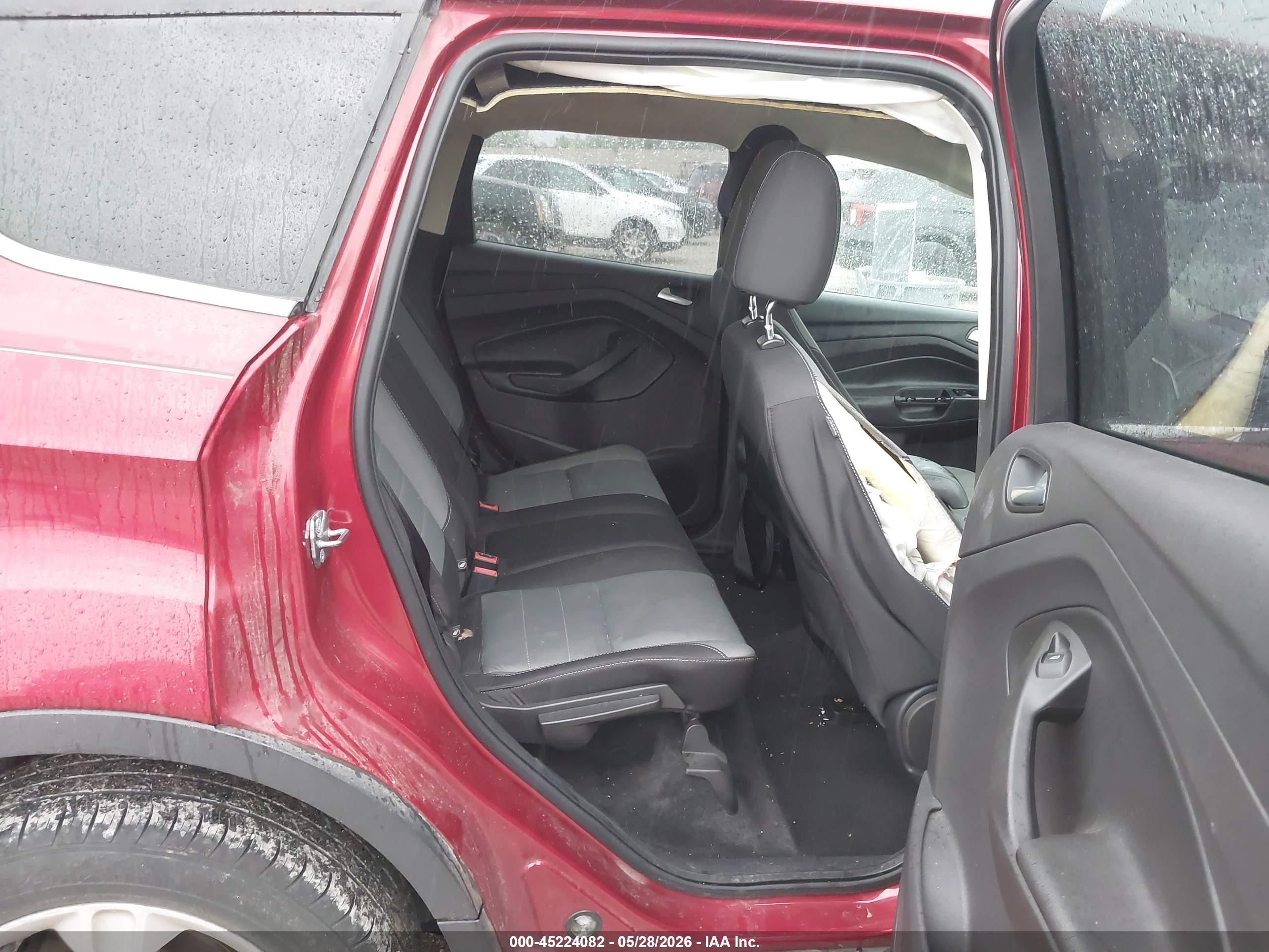 2015 Ford Escape Se Красный vin: 1FMCU0GX3FUB92600