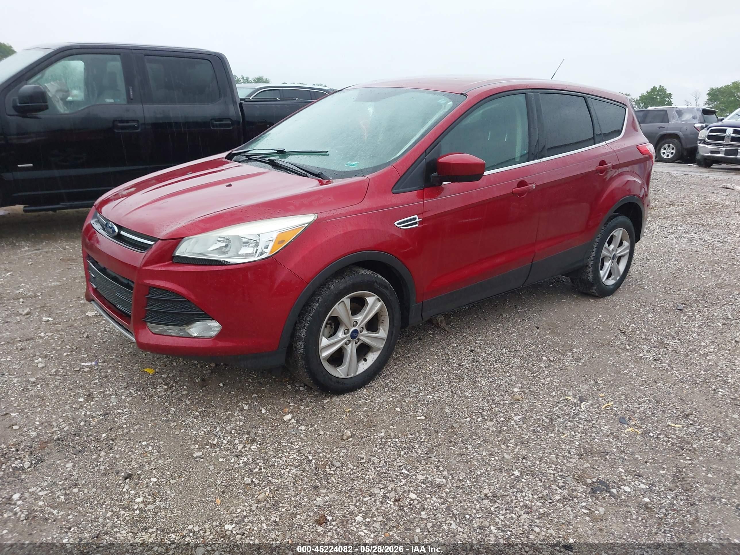 2015 Ford Escape Se Красный vin: 1FMCU0GX3FUB92600