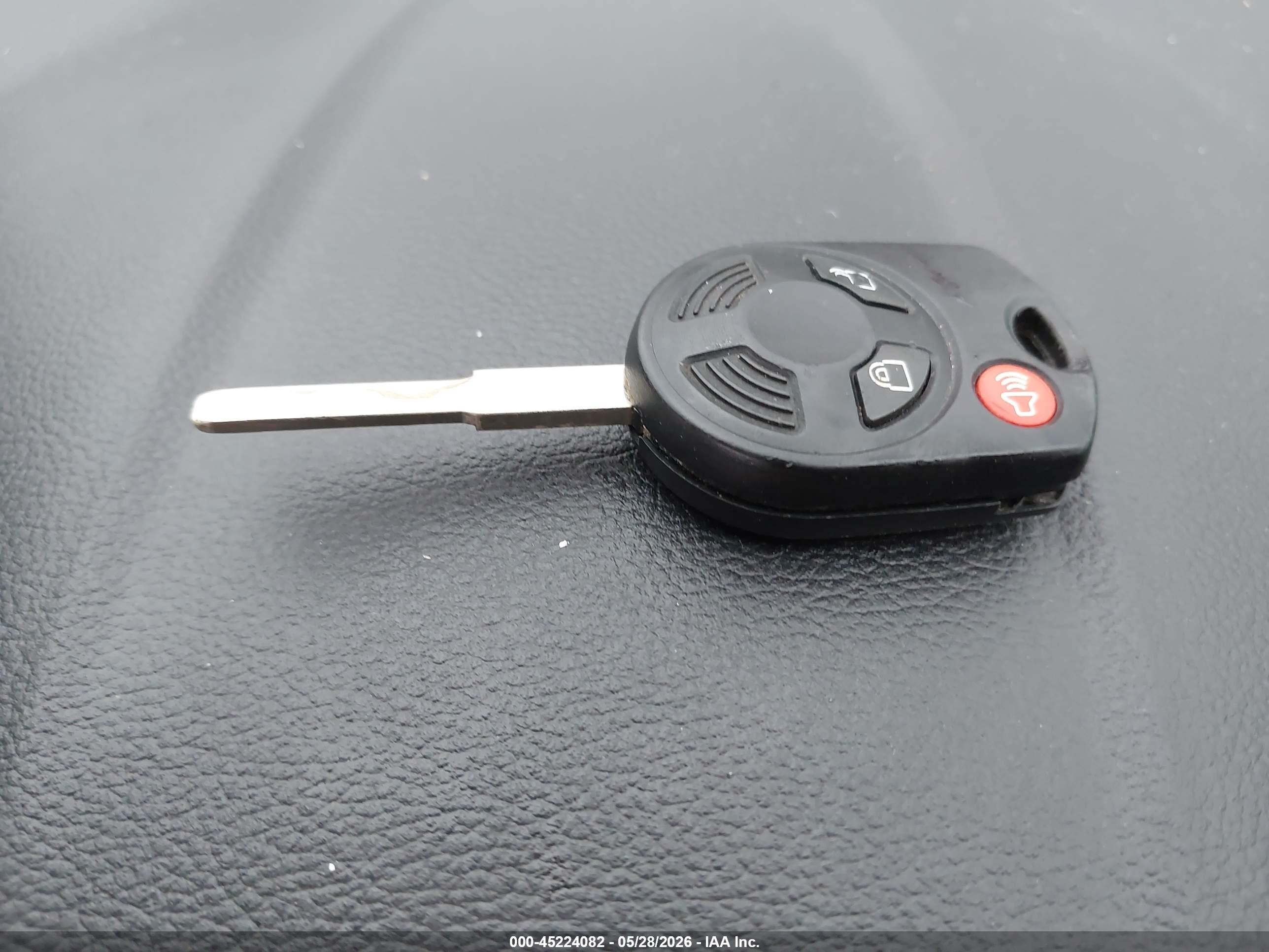 2015 Ford Escape Se Красный vin: 1FMCU0GX3FUB92600