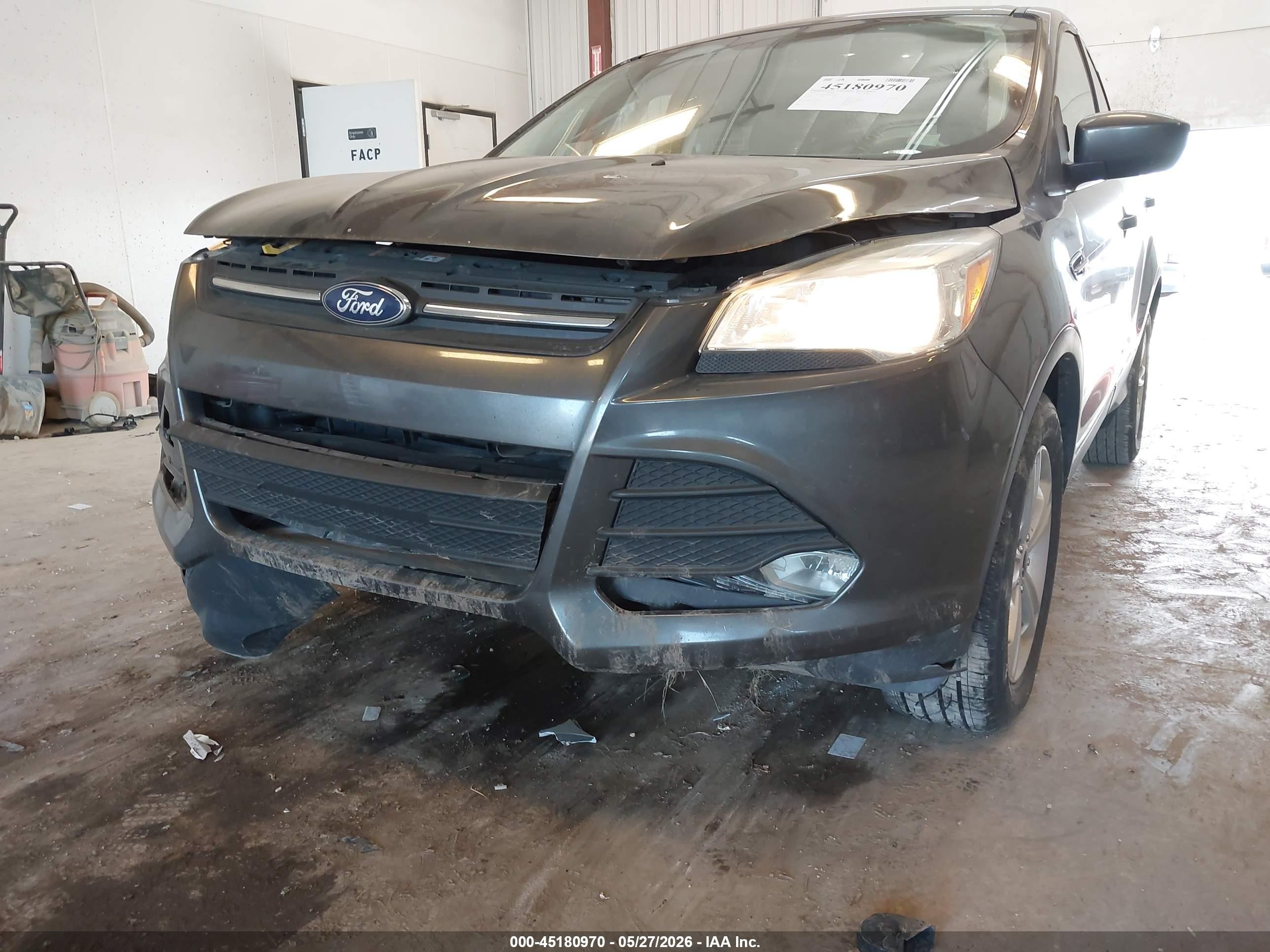 2015 Ford Escape Se Серый vin: 1FMCU0GX3FUC60362
