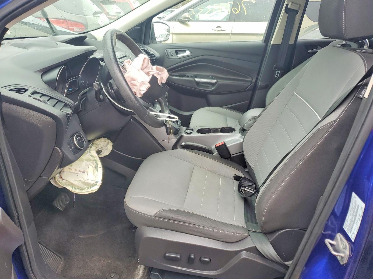 2015 Ford Escape Se Синий vin: 1FMCU0GX3FUC87030