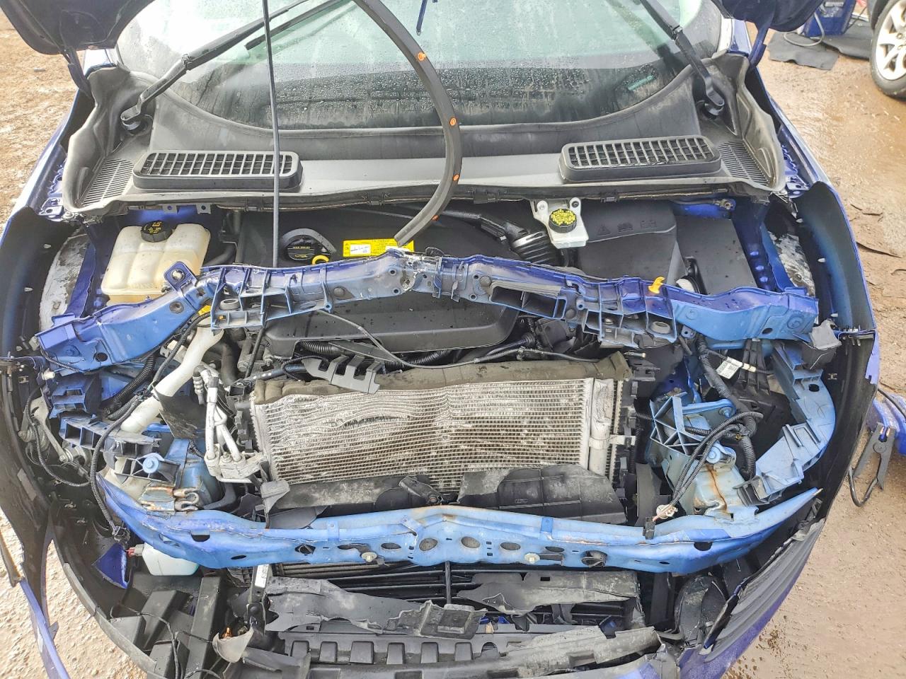 2015 Ford Escape Se Синий vin: 1FMCU0GX3FUC87030