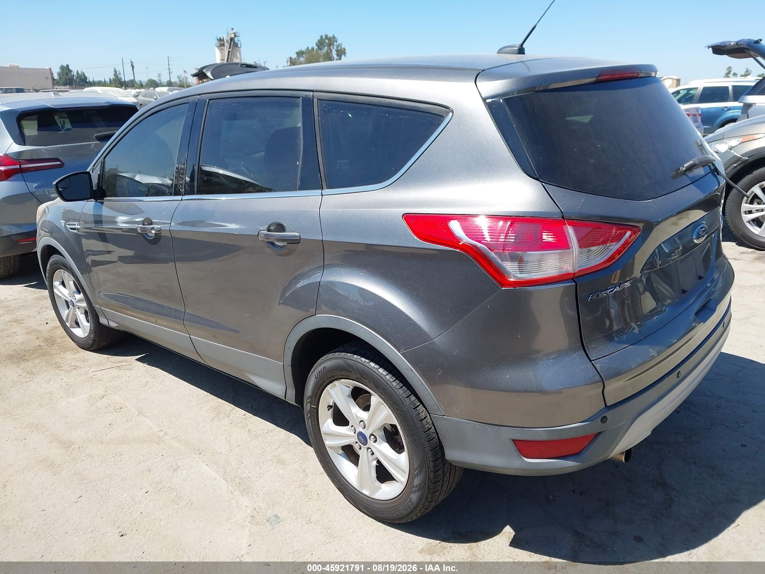 2013 Ford Escape Se Серый vin: 1FMCU0GX4DUC55149