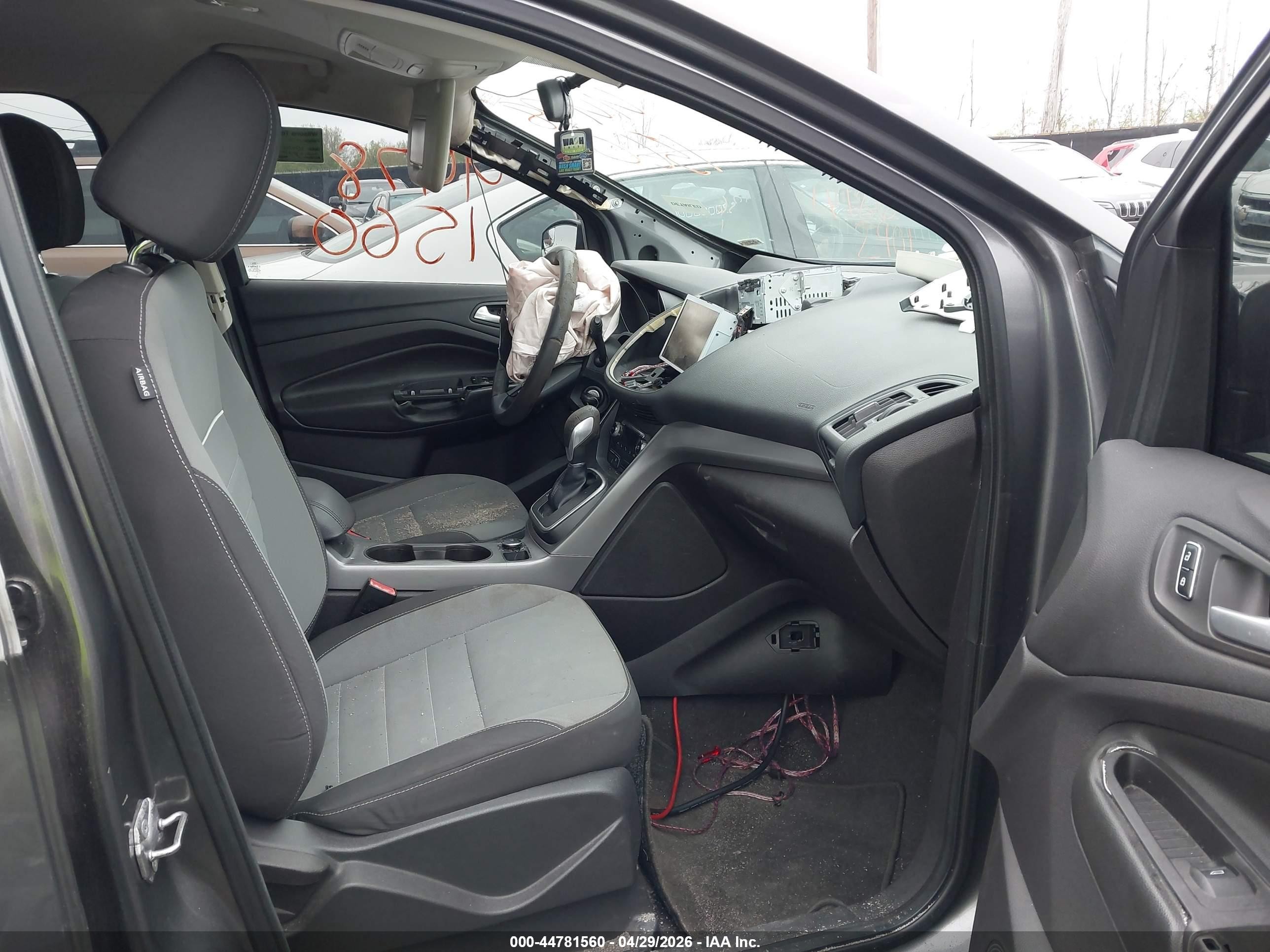 2013 Ford Escape Se Gray vin: 1FMCU0GX4DUC63042