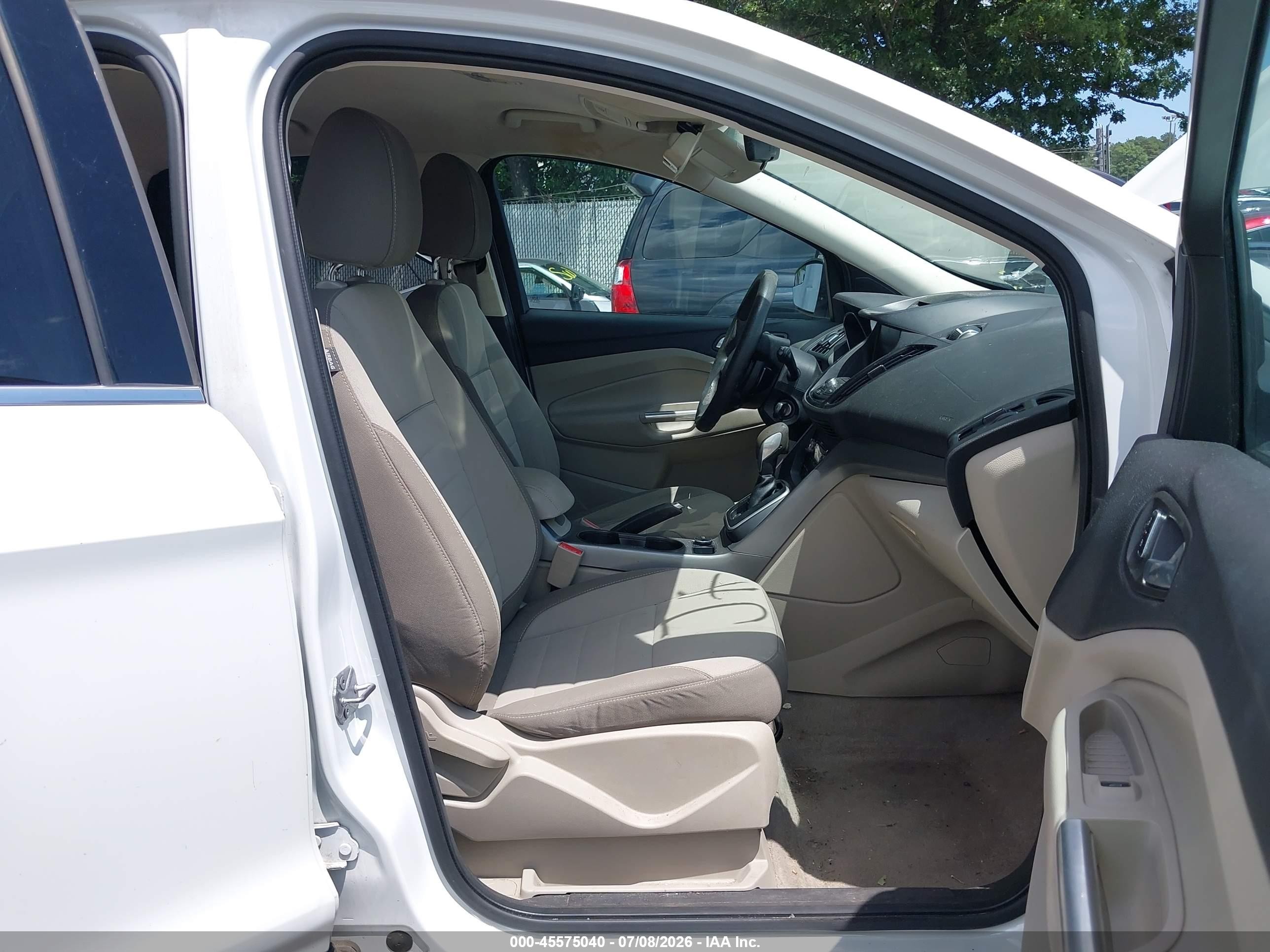 2013 Ford Escape Se White vin: 1FMCU0GX4DUC67821