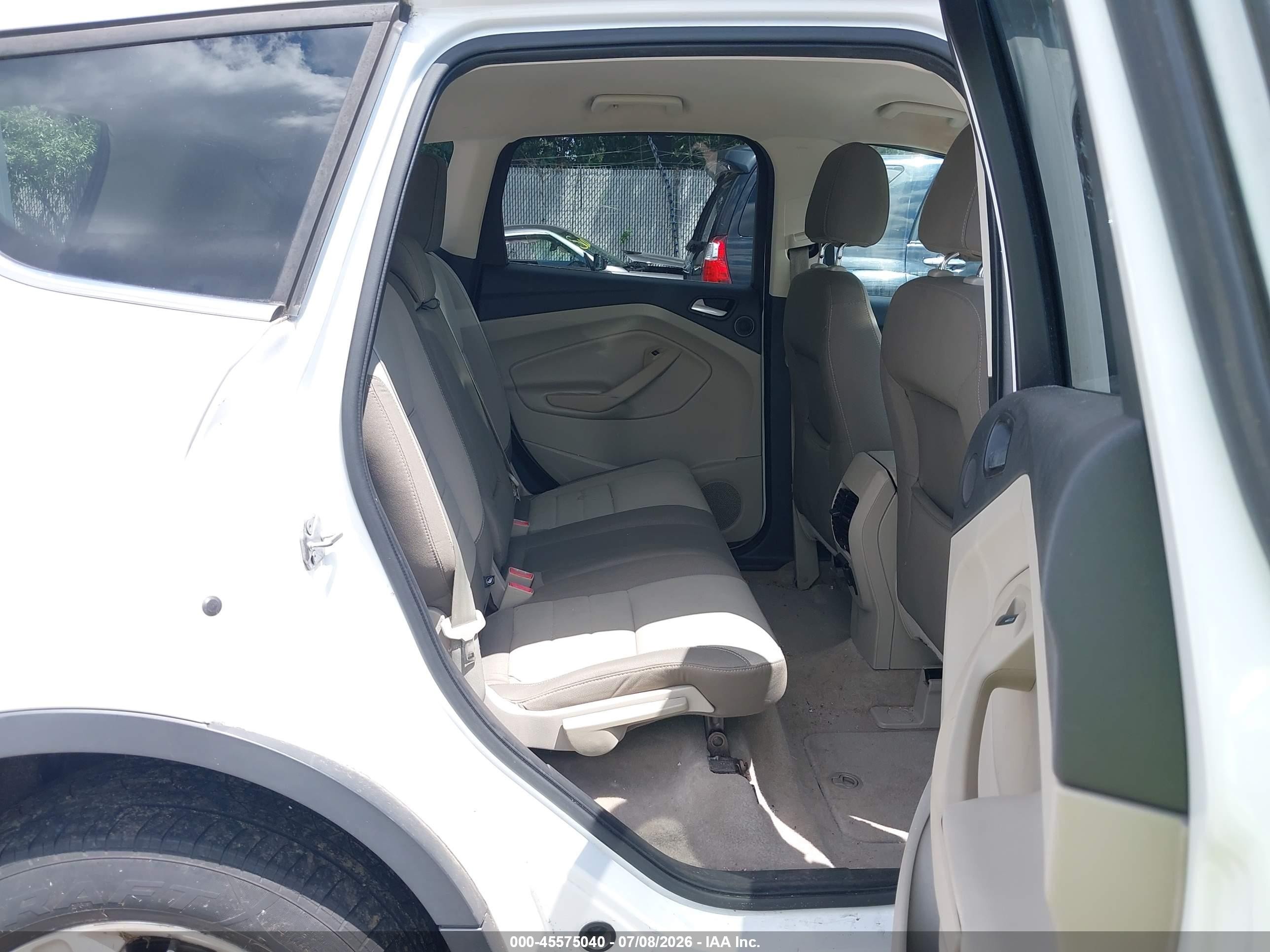 2013 Ford Escape Se White vin: 1FMCU0GX4DUC67821