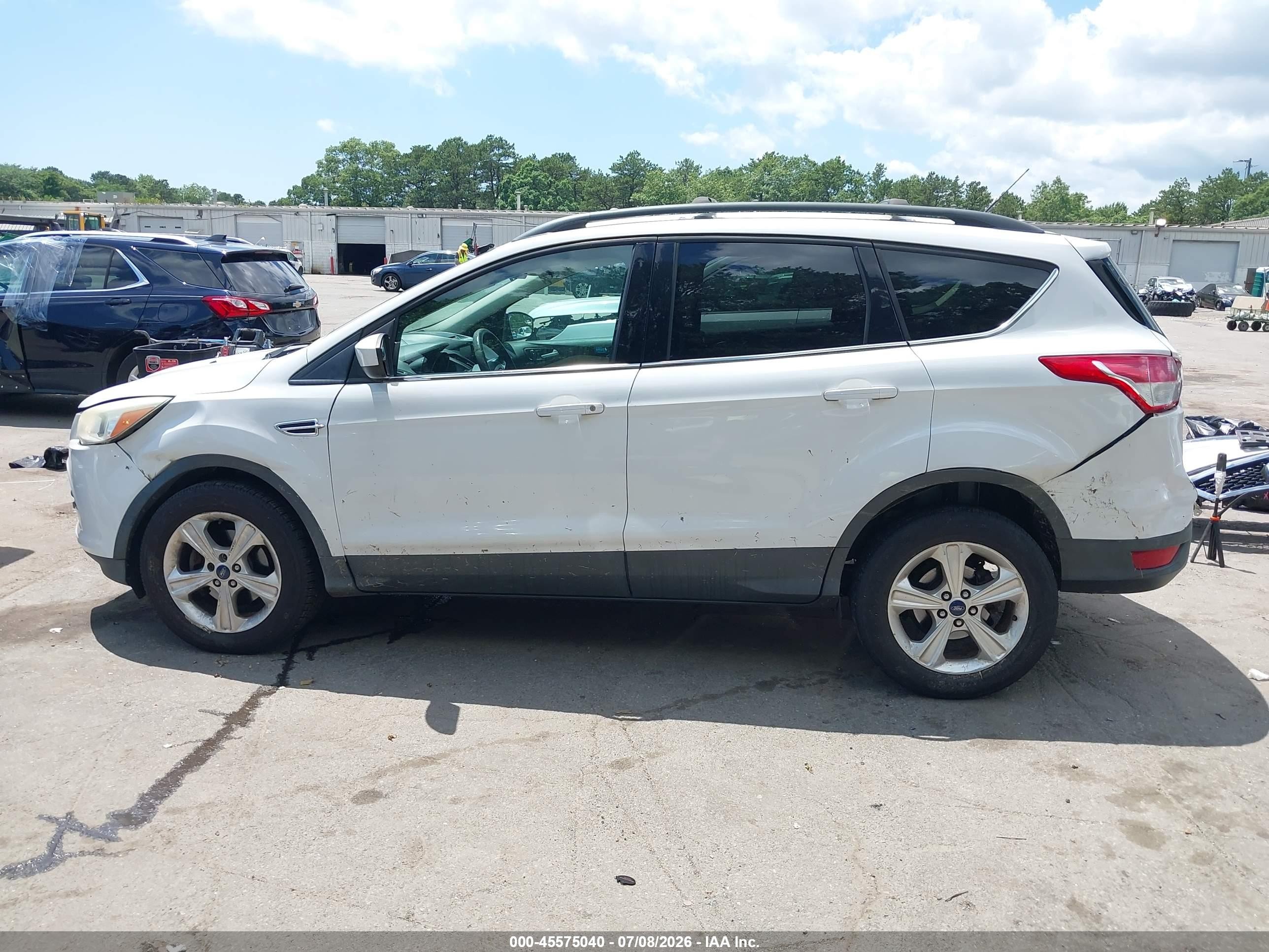 2013 Ford Escape Se White vin: 1FMCU0GX4DUC67821