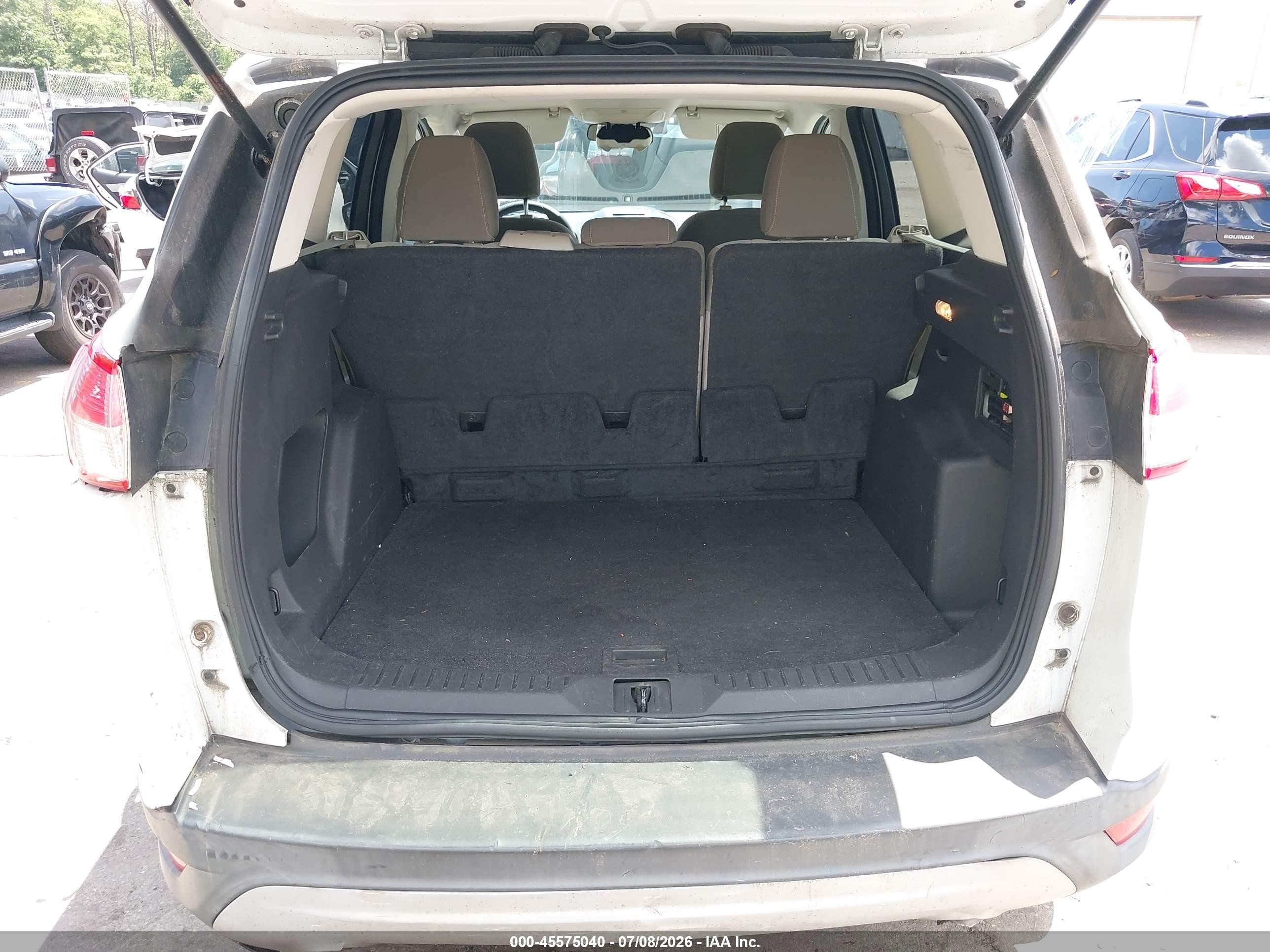 2013 Ford Escape Se White vin: 1FMCU0GX4DUC67821