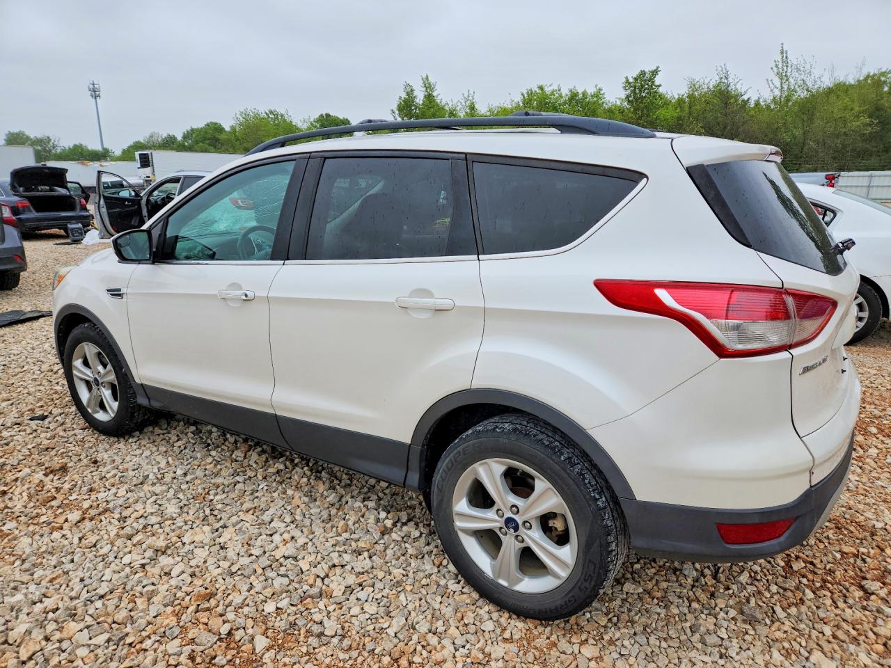 2013 Ford Escape Se White vin: 1FMCU0GX4DUD27239