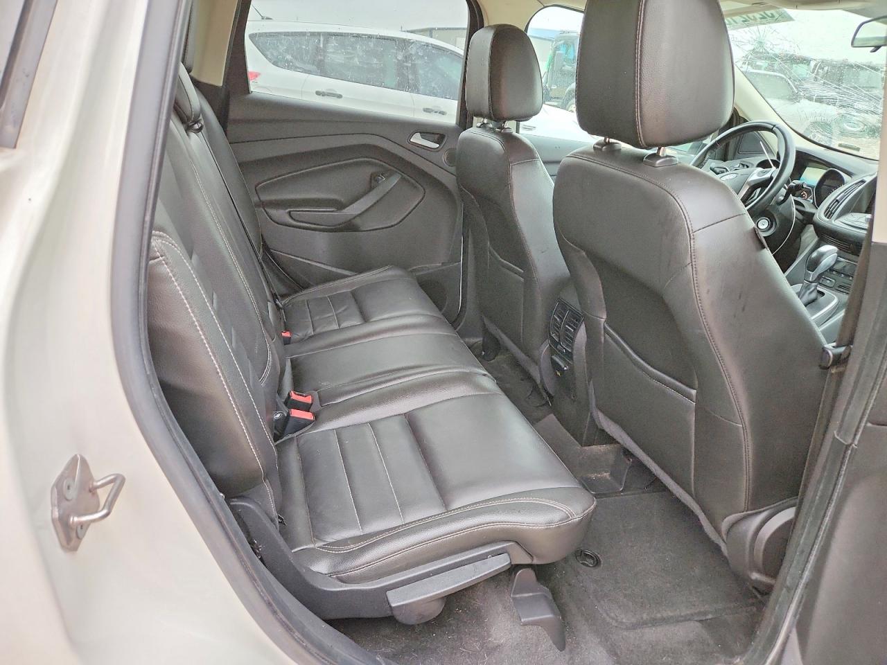 2013 Ford Escape Se White vin: 1FMCU0GX4DUD27239