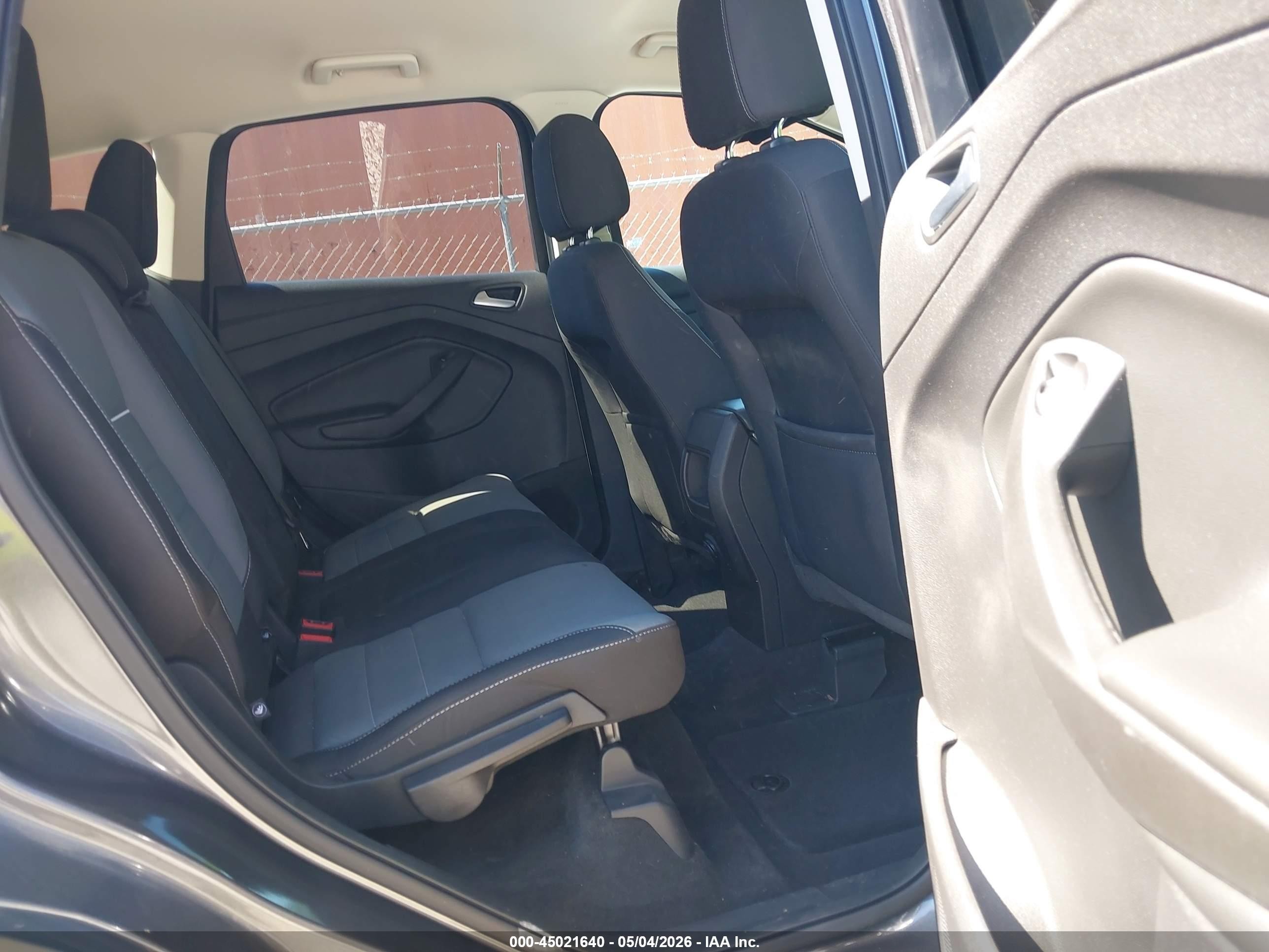 2013 Ford Escape Se Gray vin: 1FMCU0GX4DUD64338