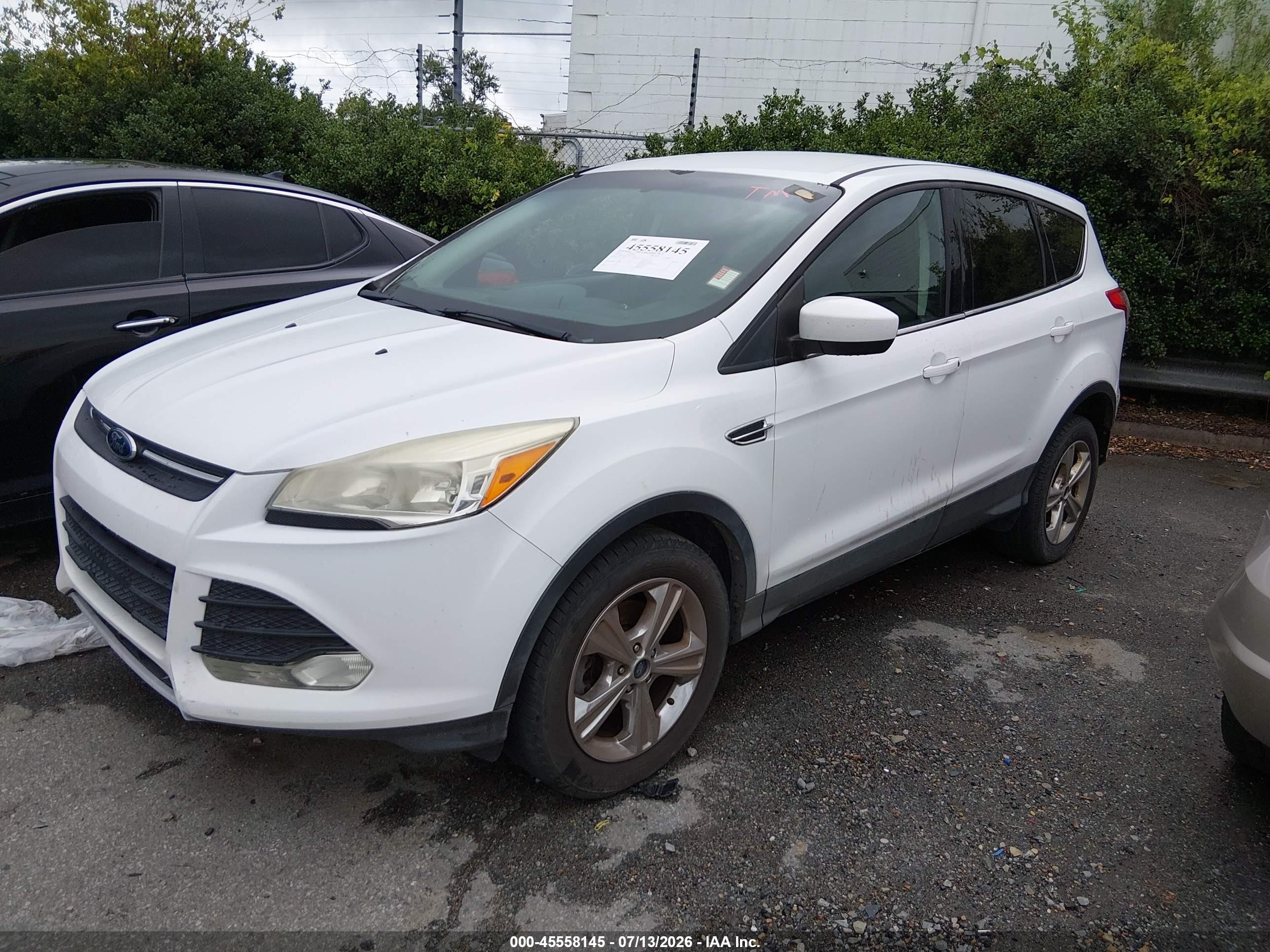 2014 Ford Escape Se Белый vin: 1FMCU0GX4EUA23703