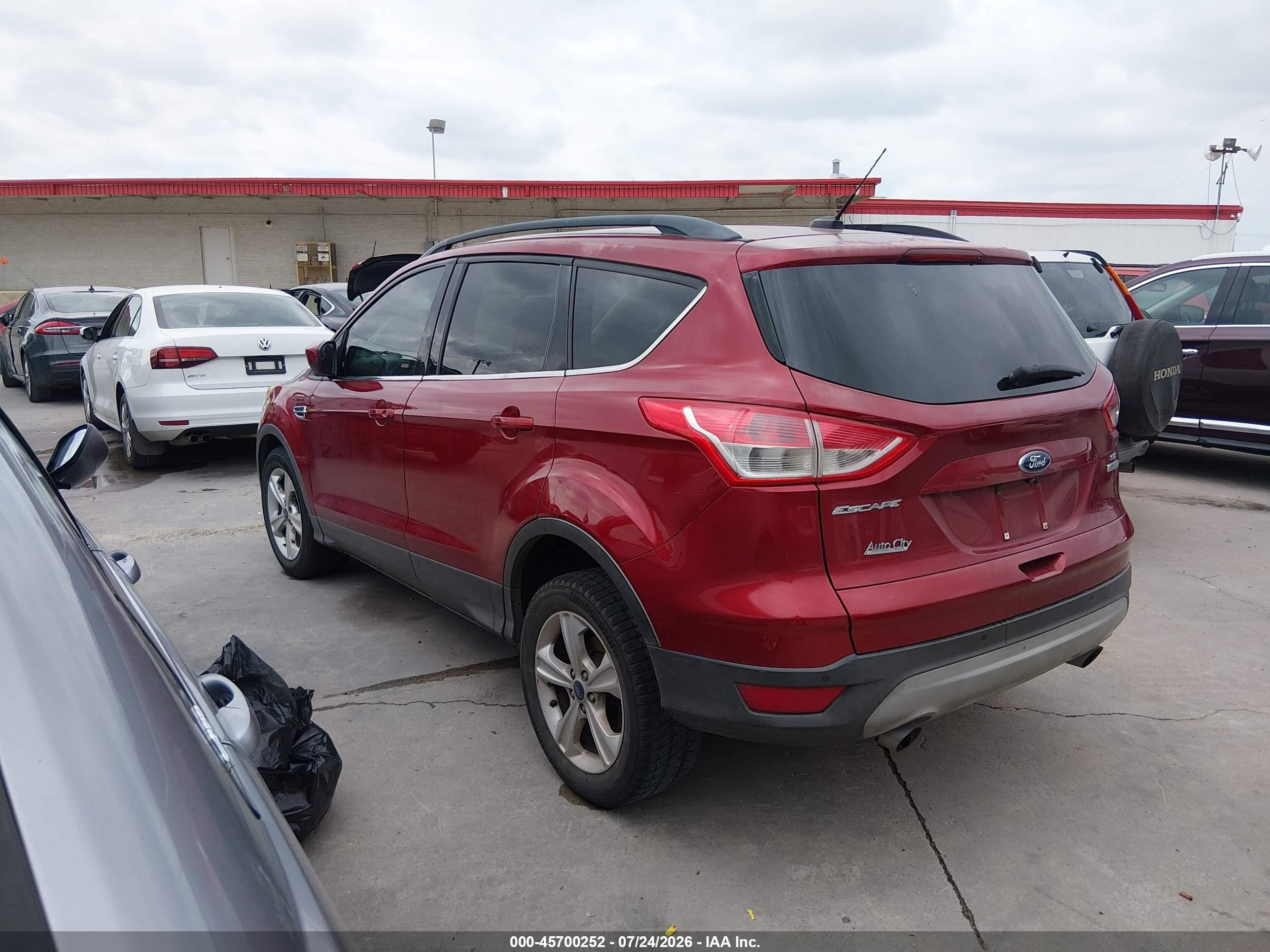 2014 Ford Escape Se Красный vin: 1FMCU0GX4EUB15474