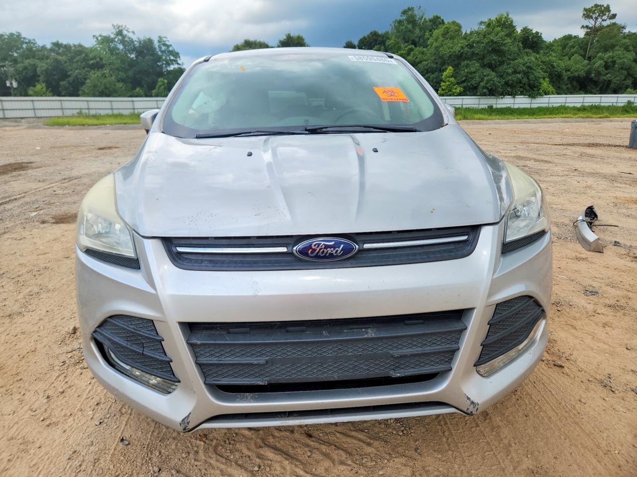 2014 Ford Escape Se Серебряный vin: 1FMCU0GX4EUB55618