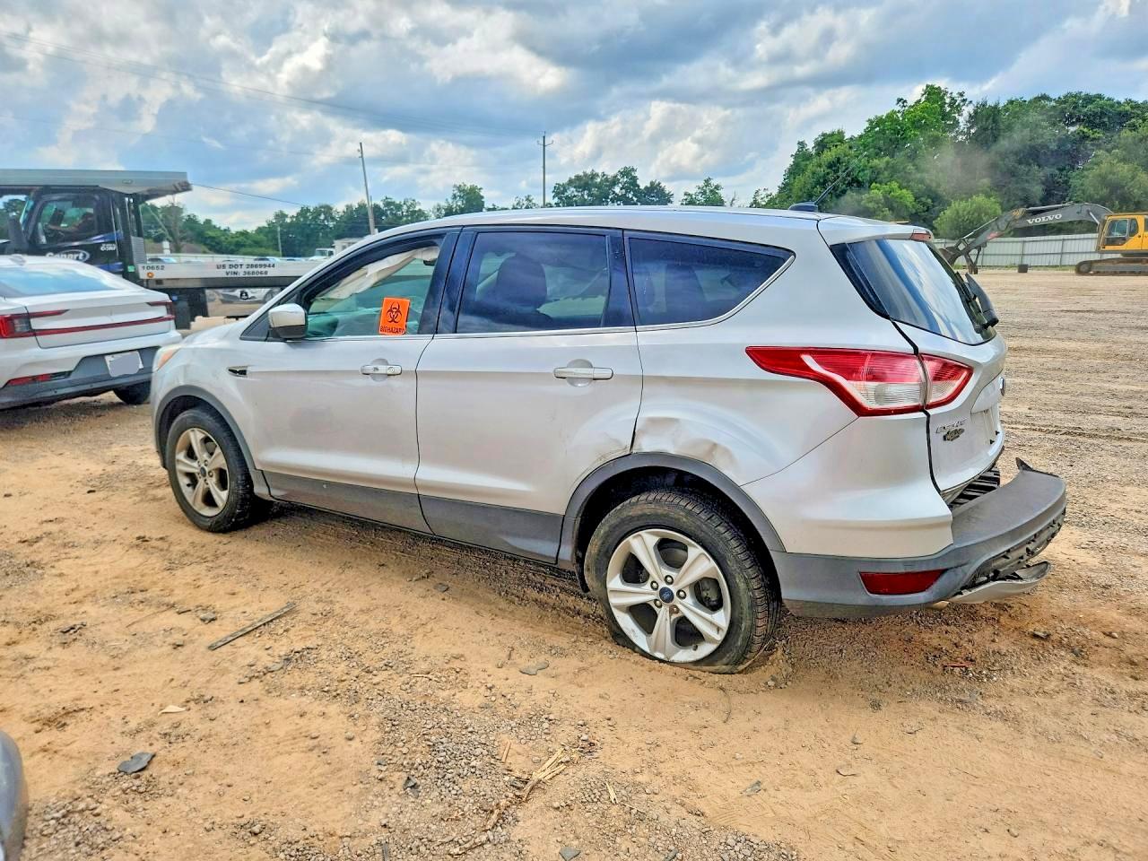 2014 Ford Escape Se Серебряный vin: 1FMCU0GX4EUB55618