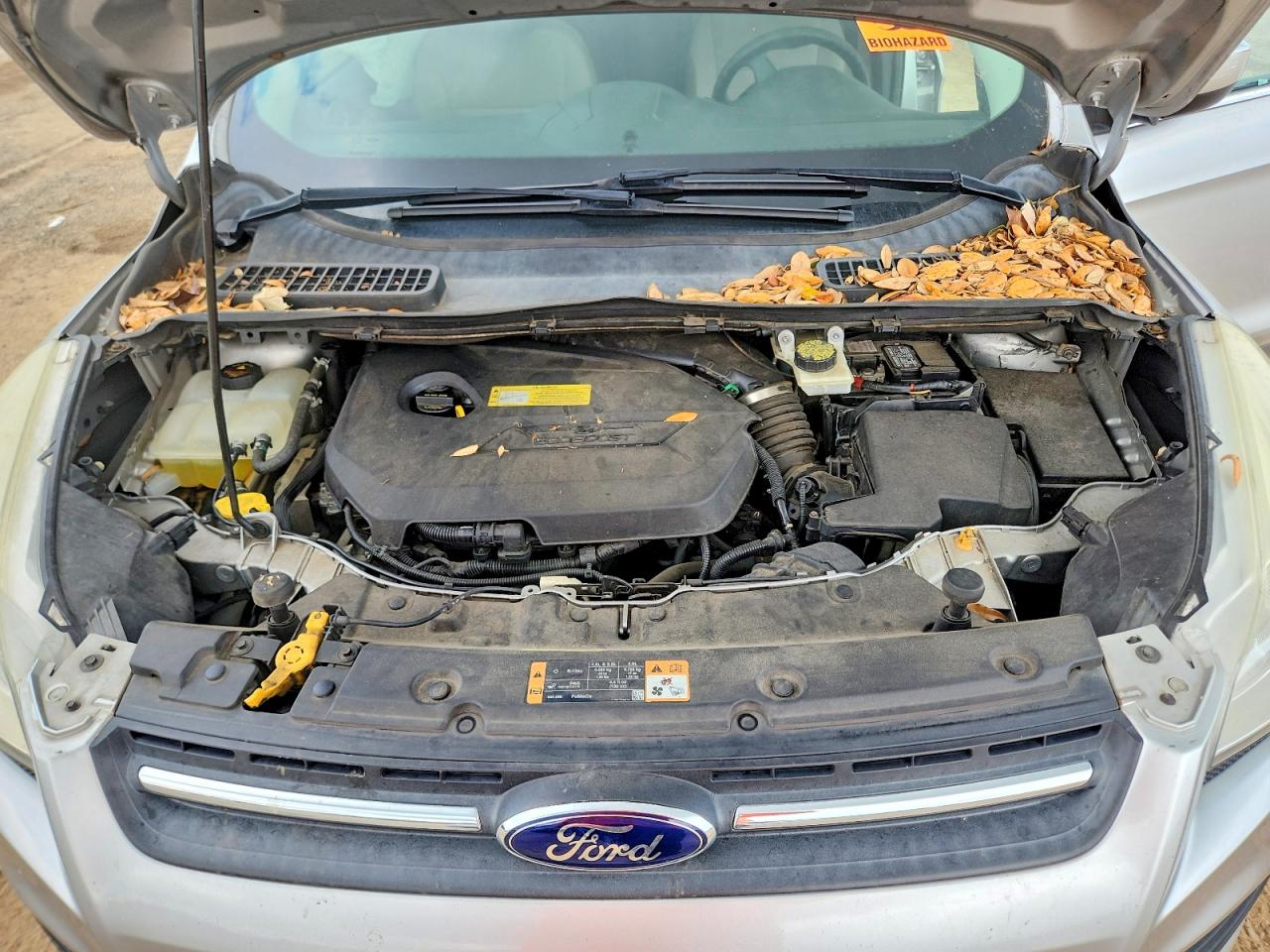 2014 Ford Escape Se Серебряный vin: 1FMCU0GX4EUB55618