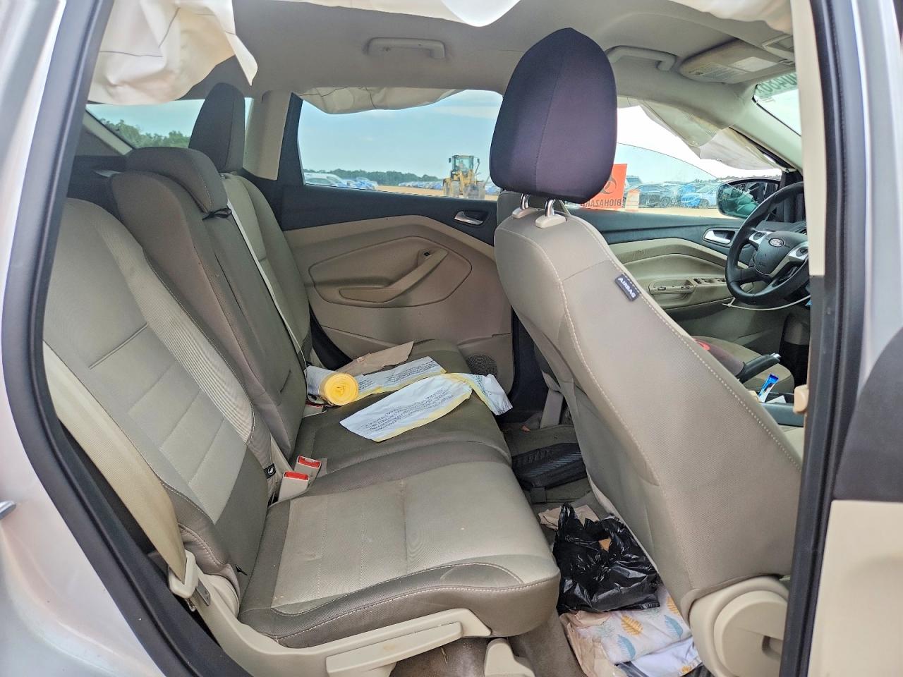 2014 Ford Escape Se Серебряный vin: 1FMCU0GX4EUB55618