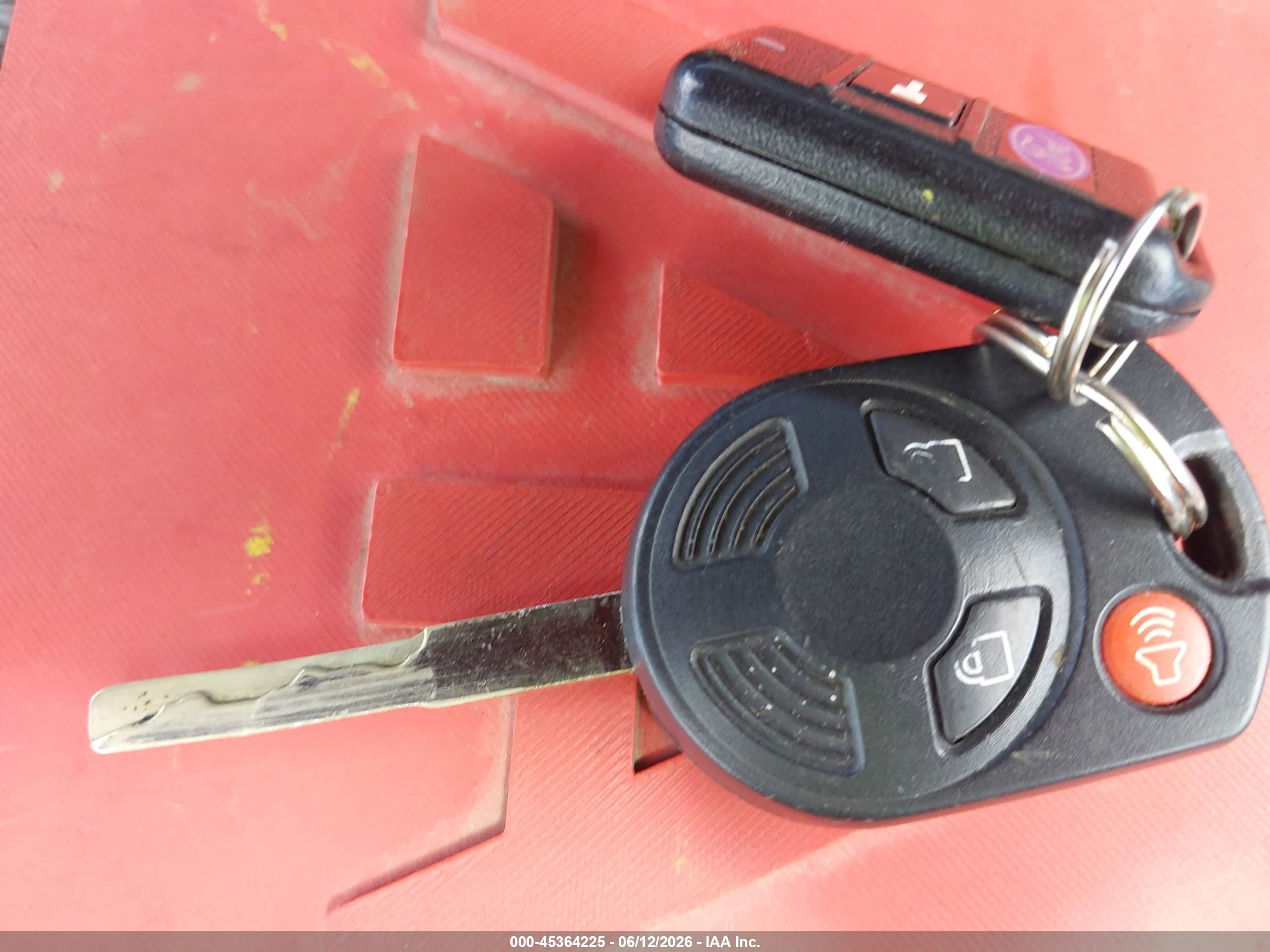 2014 Ford Escape Se Серый vin: 1FMCU0GX4EUB70040