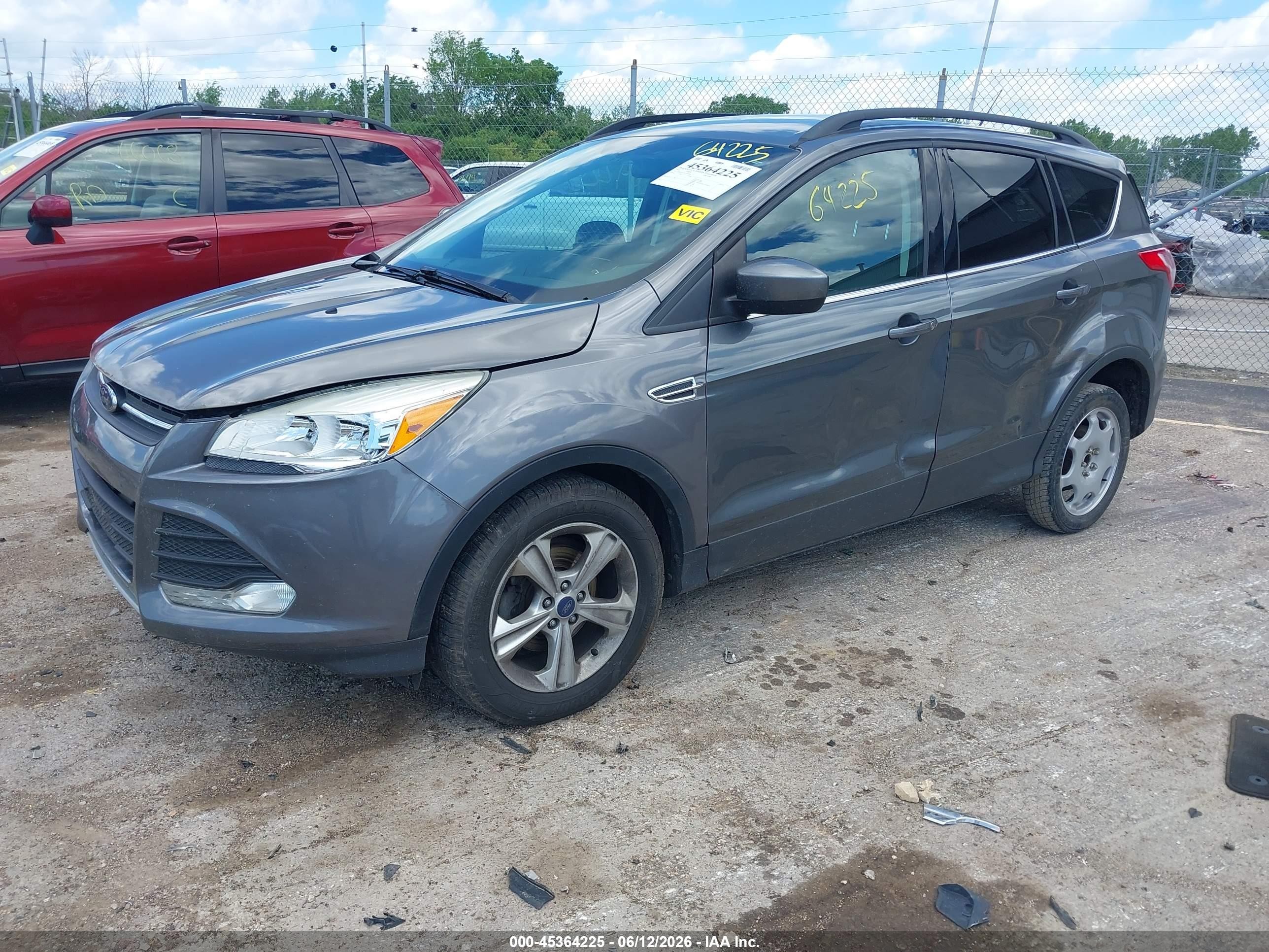 2014 Ford Escape Se Серый vin: 1FMCU0GX4EUB70040
