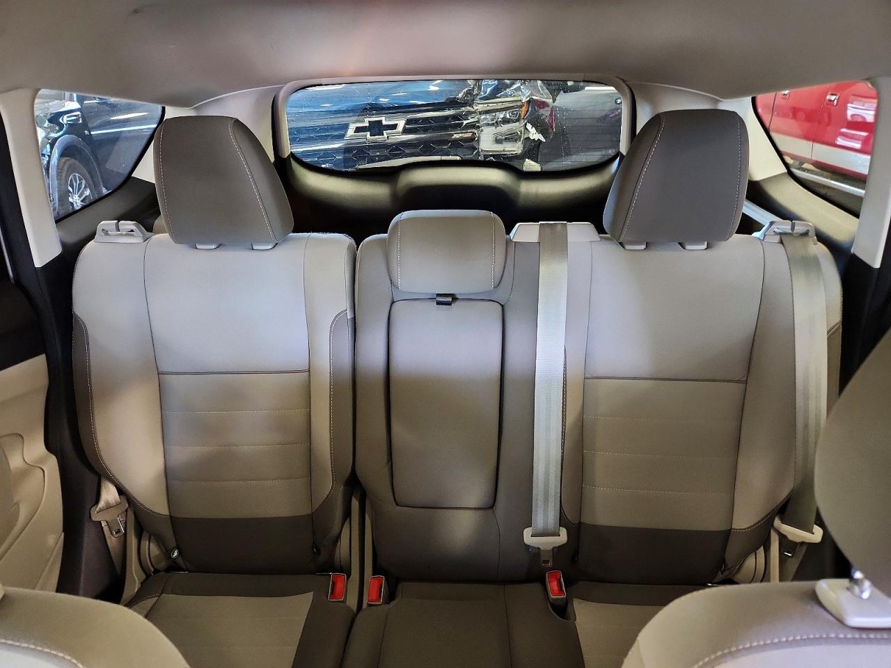 2014 Ford Escape Se Silver vin: 1FMCU0GX4EUB80194