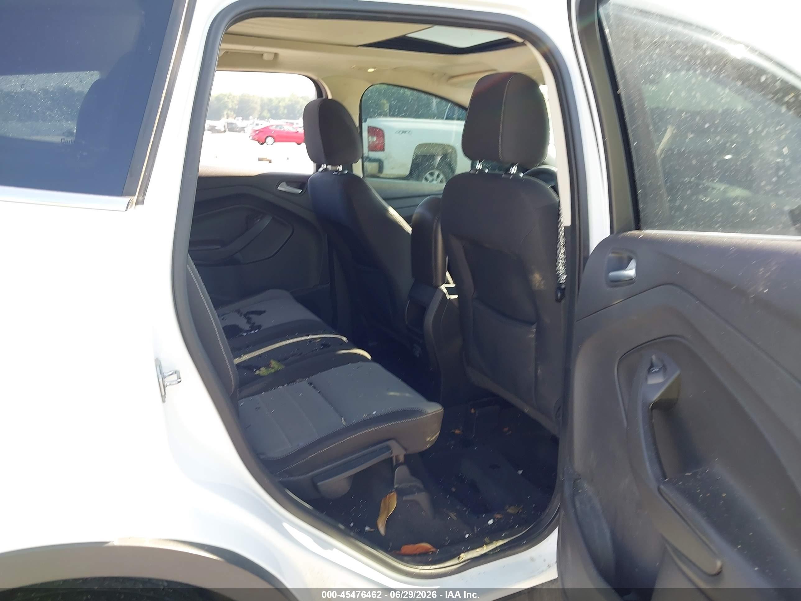 2014 Ford Escape Se White vin: 1FMCU0GX4EUB84178